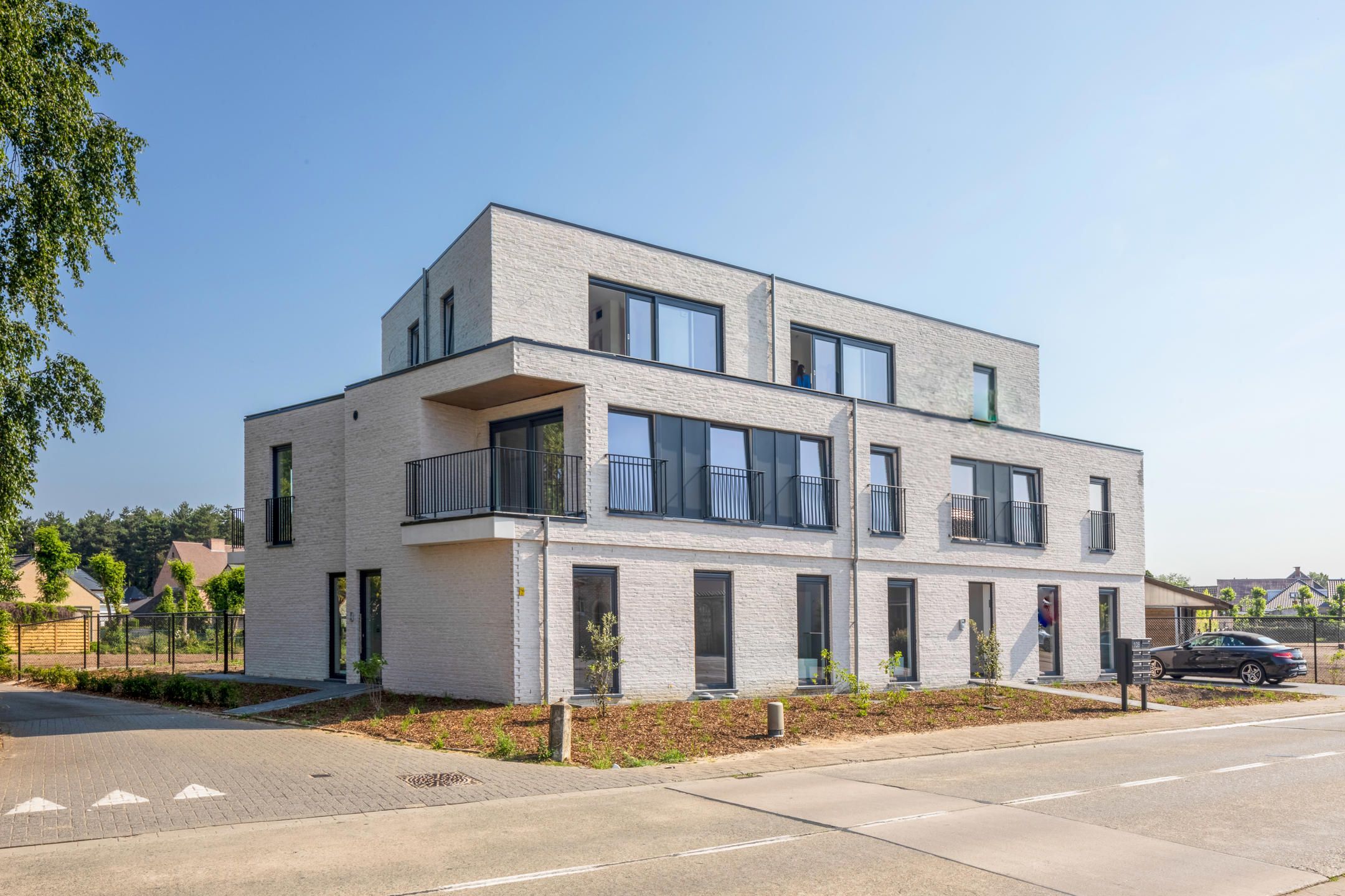 Appartement met 2 slaapkamers en terras in Grobbendonk. foto {{pictureIndex}}