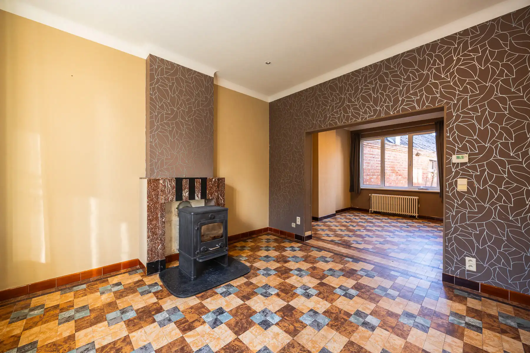 Ruime, karaktervolle renovatiewoning met centrale ligging foto 2