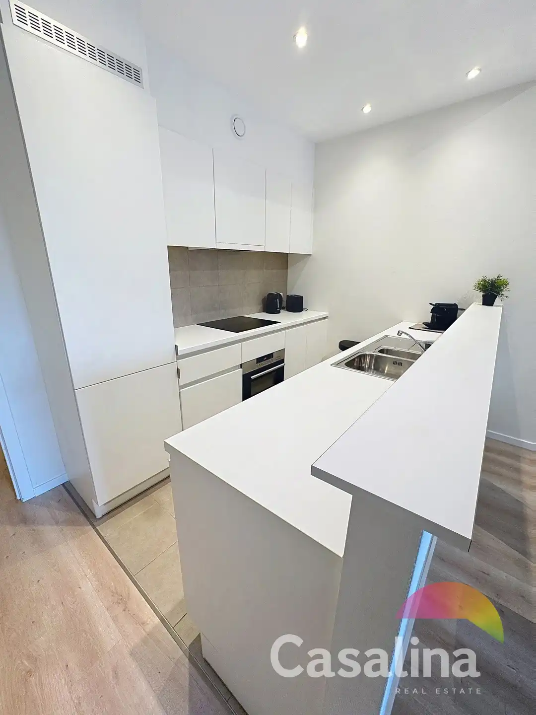 Appartement met 2 slaapkamers, terrassen, tuin + parking foto 8