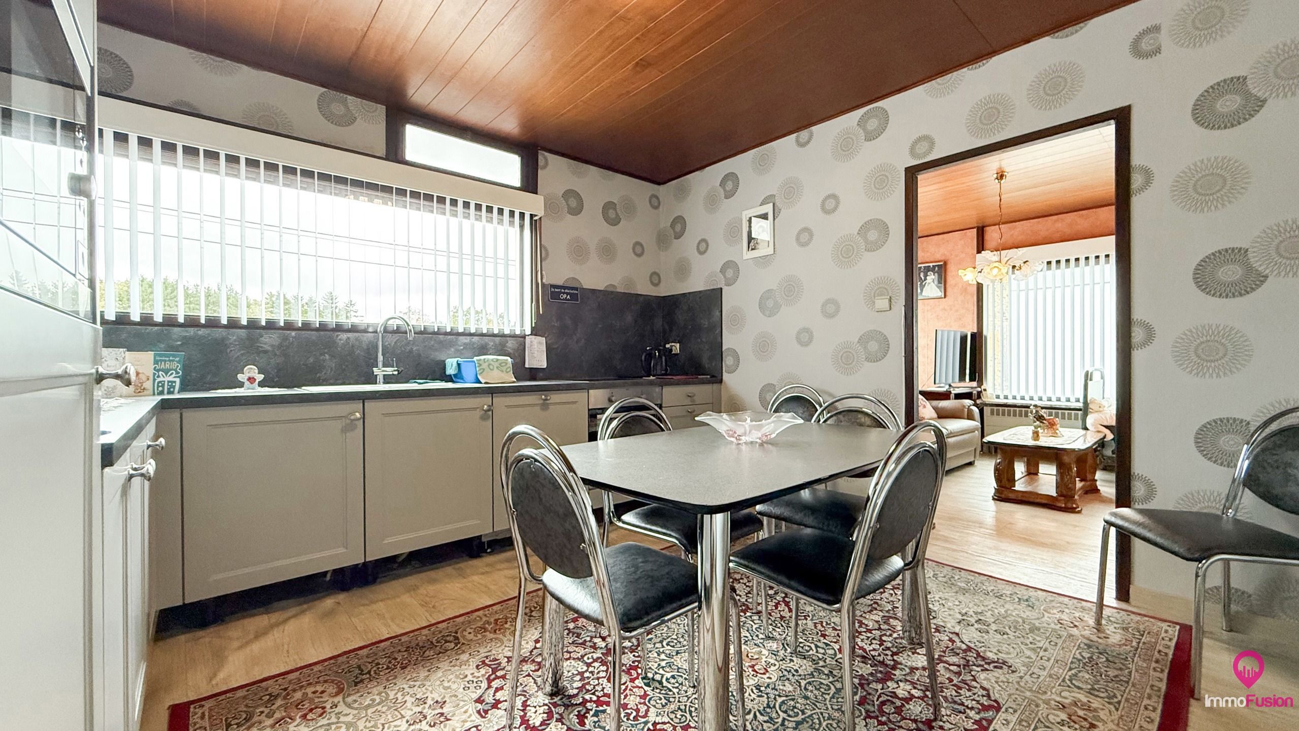 Gelijkvloerse woning met potentieel in Linkhout! foto 7