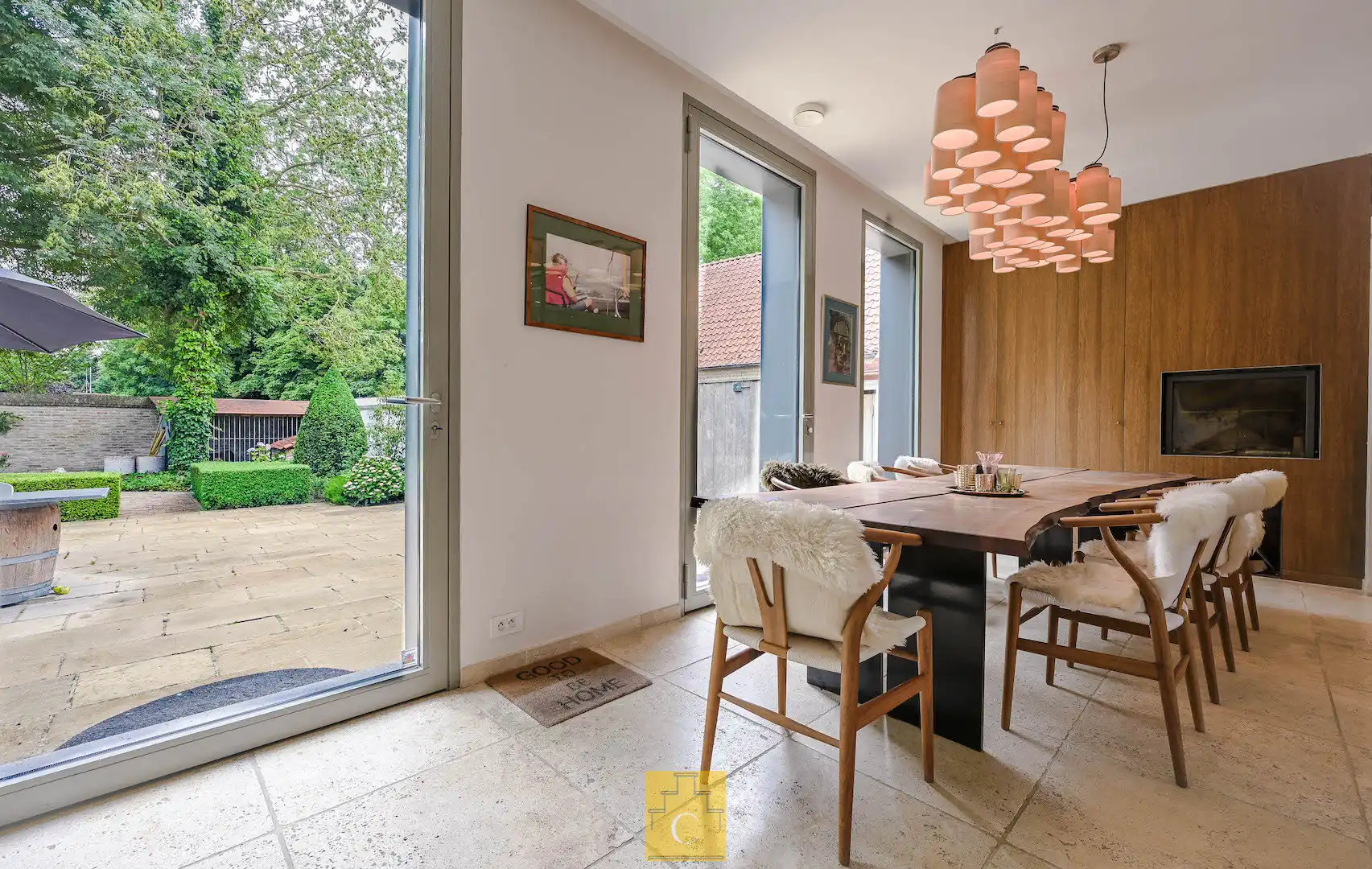 Een woning waar karakter en hedendaagse architectuur elkaar perfect aanvullen. foto 20