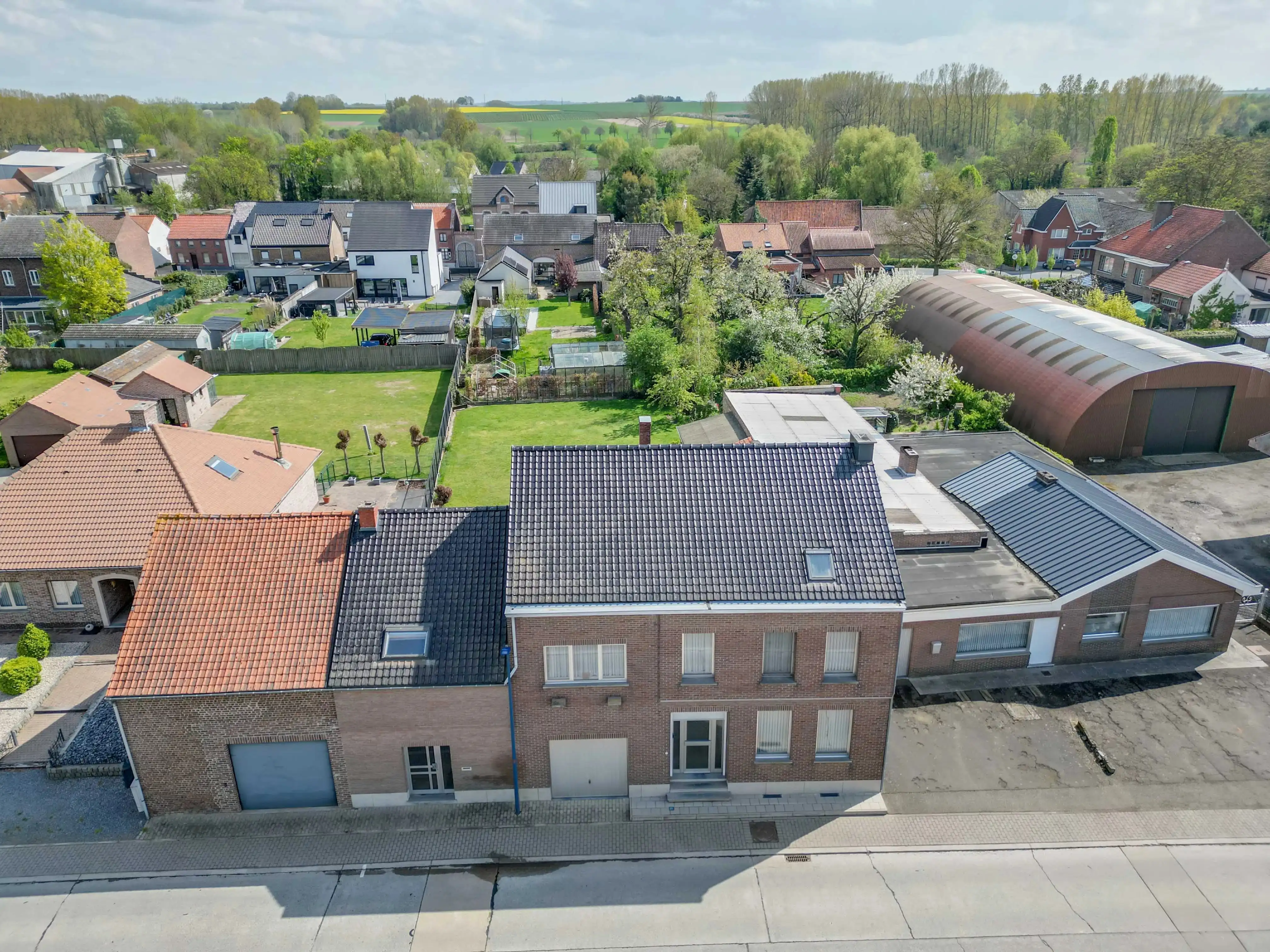 Ruime woning met 5 slaapkamers - zeer geschikt als kangoeroewoning foto 4