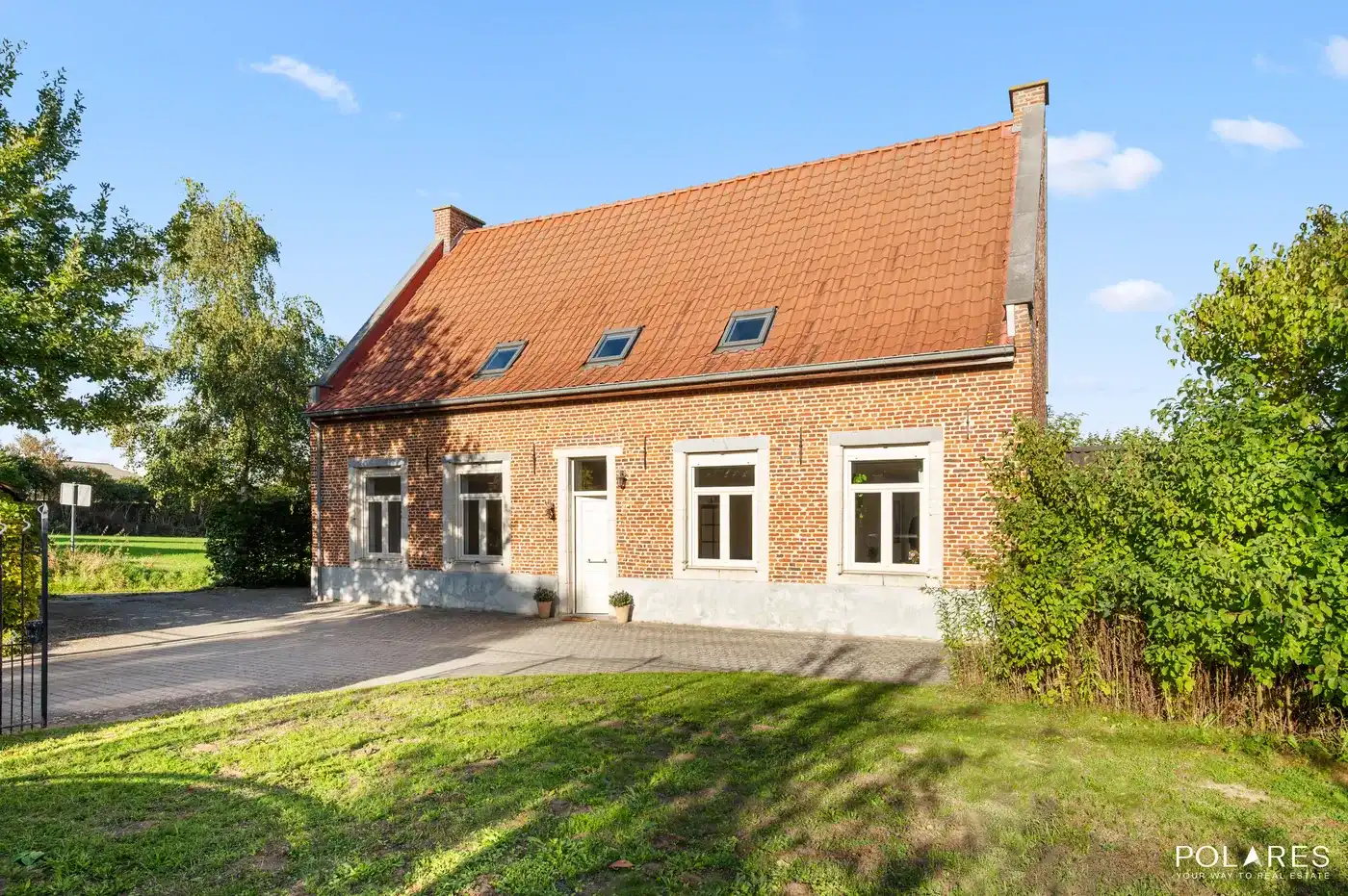 Historisch landhuis met modern comfort in het hart van Binkom foto 2
