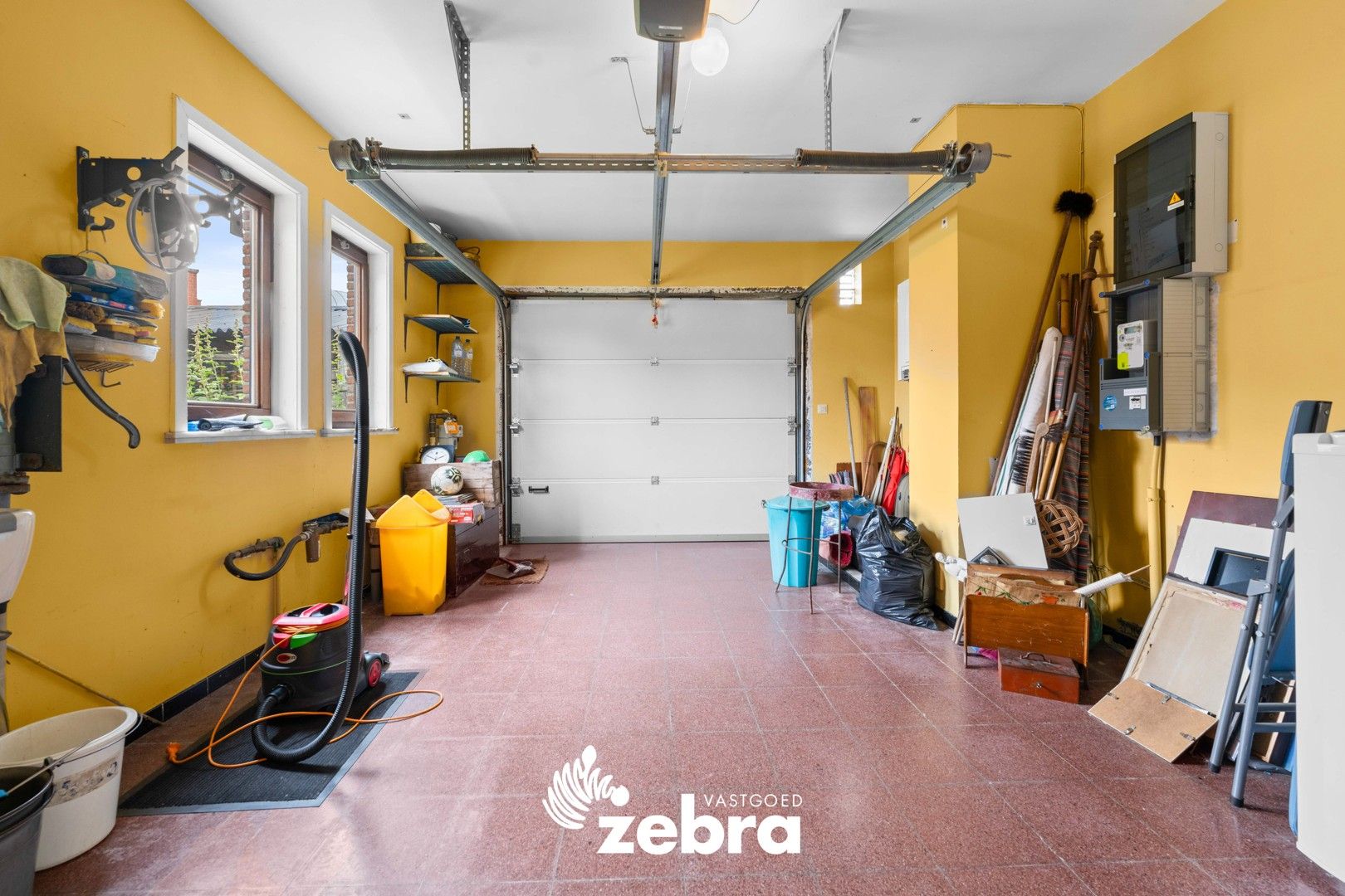 Op te frissen alleenstaande woning met vier of meer slaapkamers & garage te Roeselare! foto 19
