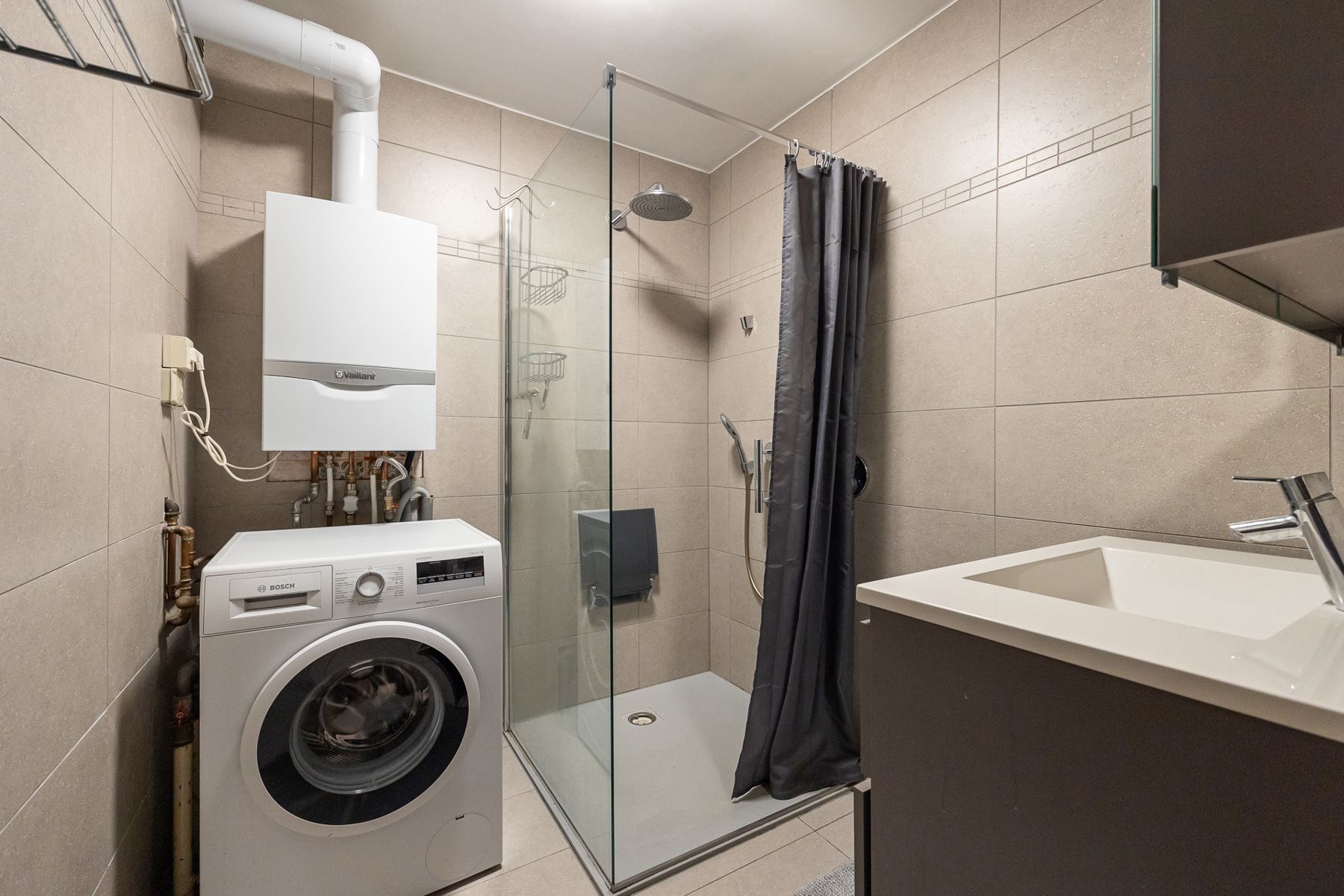 Instapklaar Appartement met Garagebox – 3 Slaapkamers  foto 12