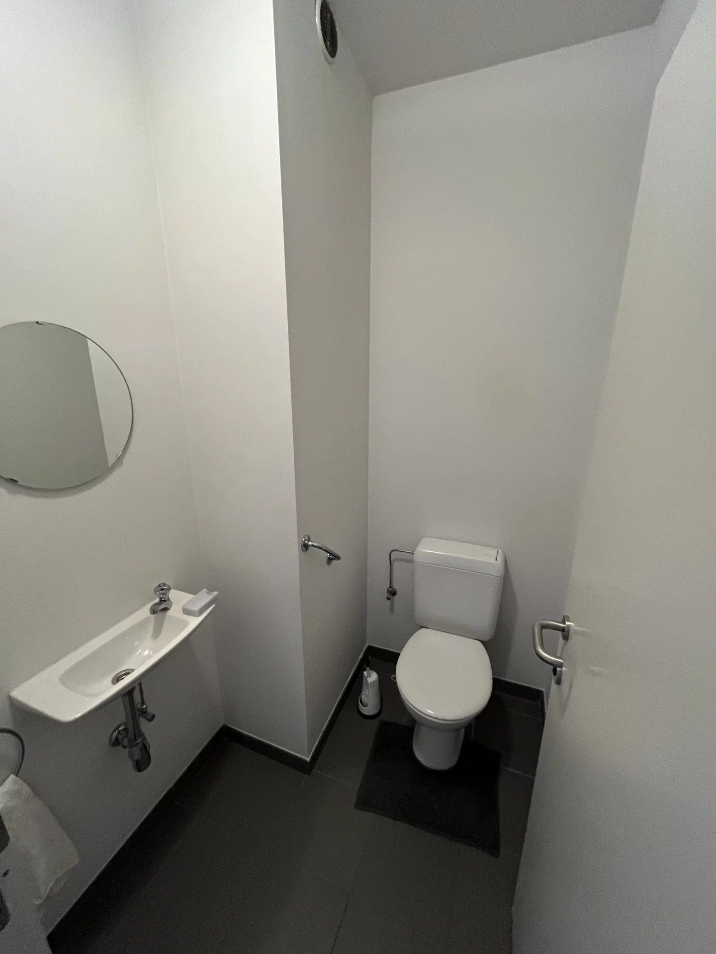 Instapklaar appartement met 2 slaapkamers in Heusden-centrum! foto 9