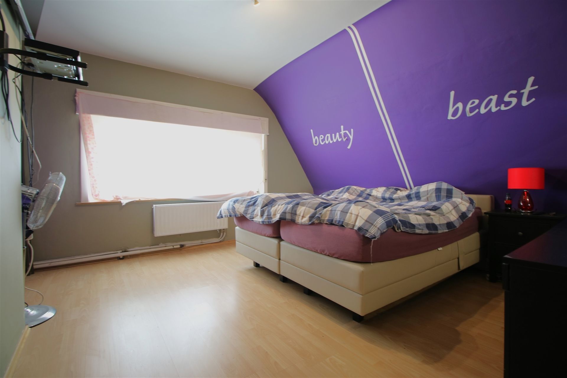 Woning half-open bebouwing met tuin foto 16