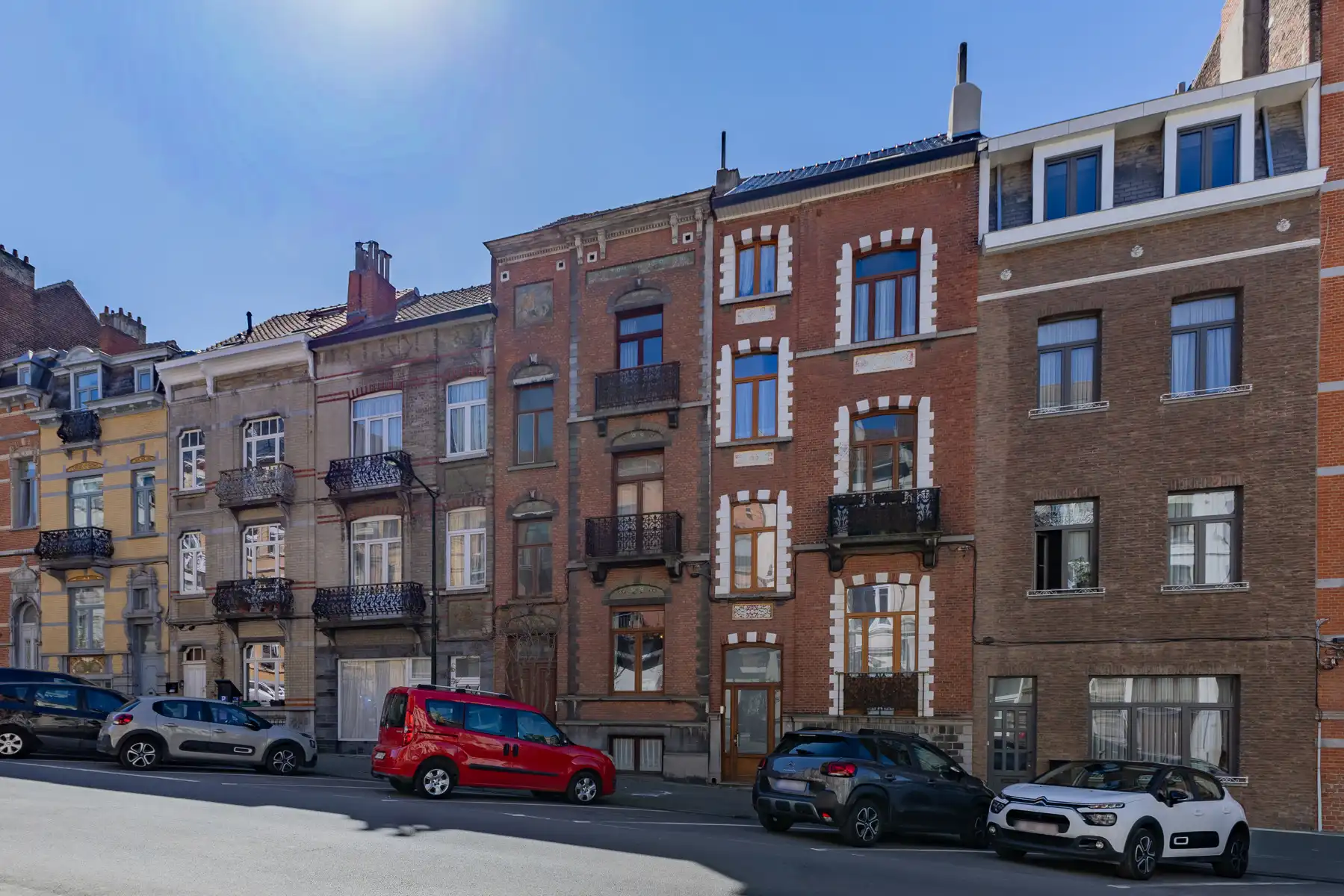 Maison unifamilale avec 5 chambres foto 3