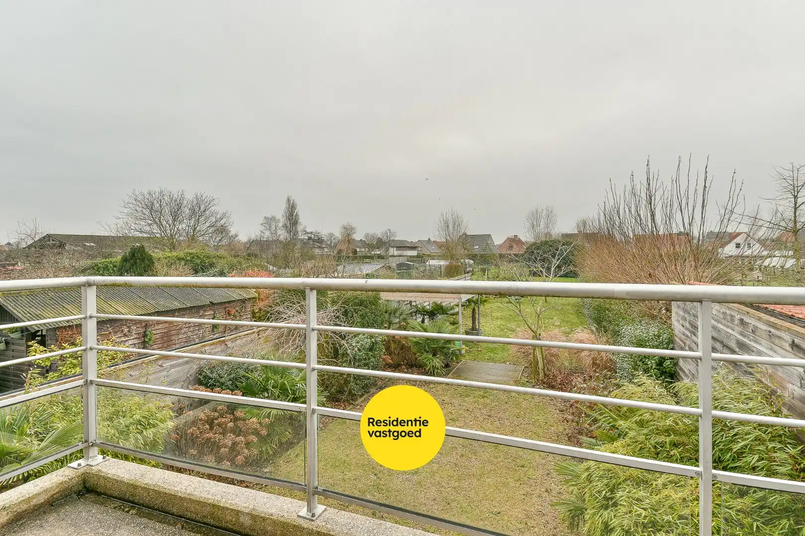 Bel-étagewoning met ruimte tuin te huur in Zandvoorde  foto 15