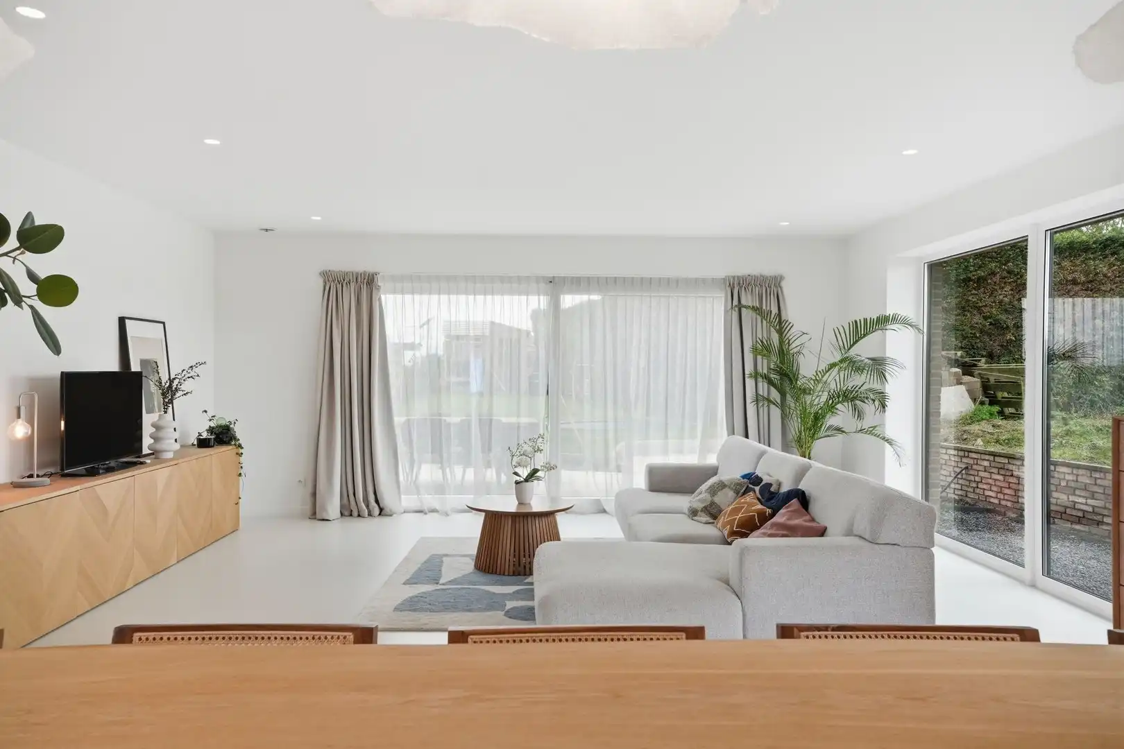 Exclusieve BEN-nieuwbouwwoning (2021) met 5 slaapkamers en hoogwaardige afwerking, rustig gelegen nabij dorpskern Gijverinkhove foto 3