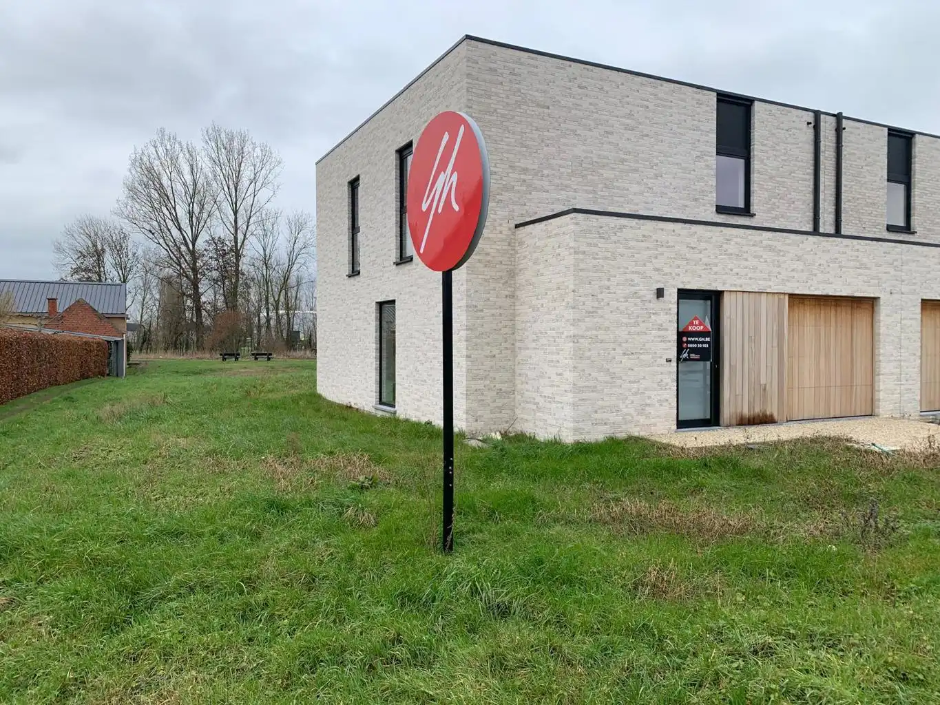 Energiezuinig nieuwbouwwoning met tuin en garage foto 12