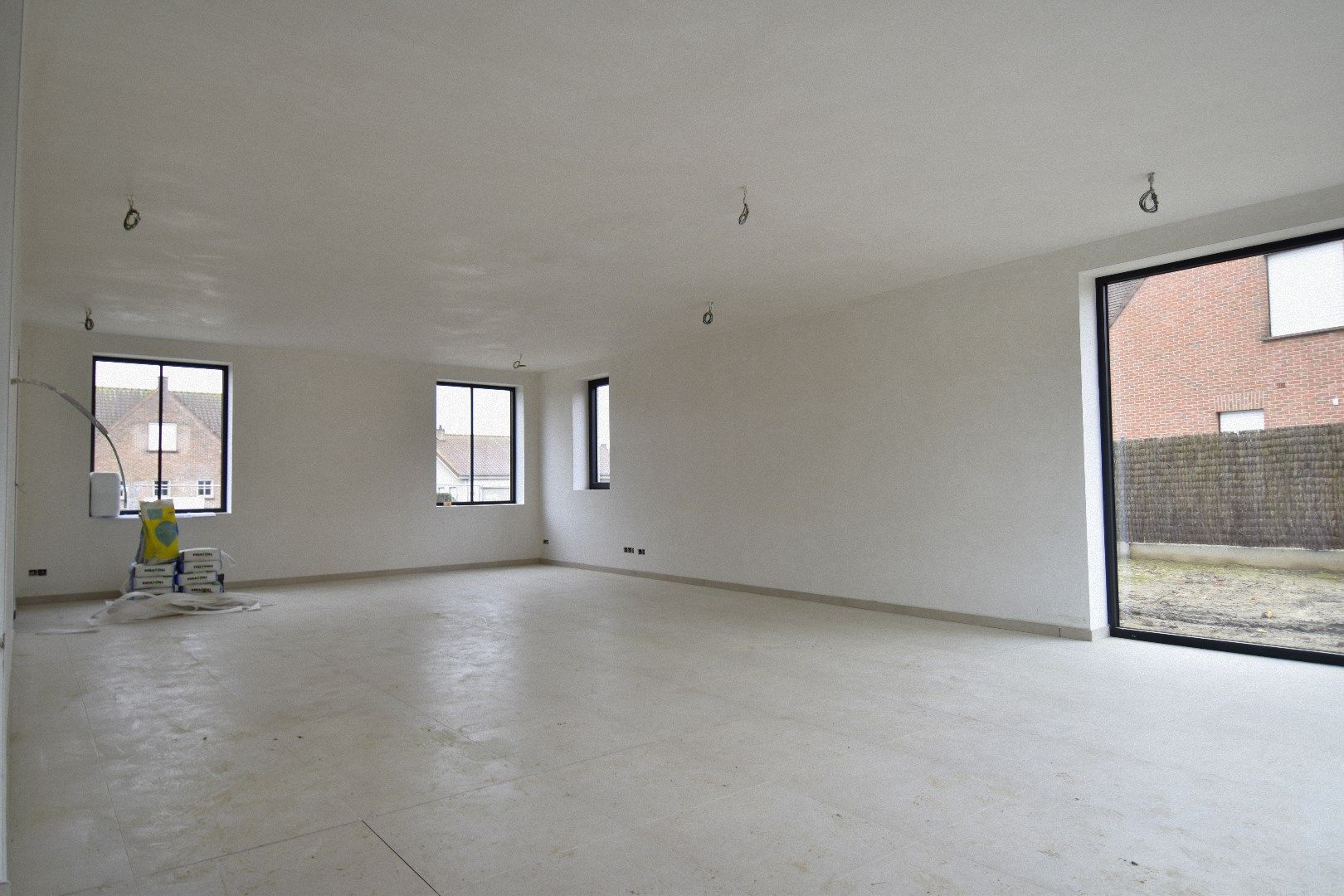 Nieuwbouwwoning met 3 slaapkamers vlakbij centrum Meulebeke foto 10