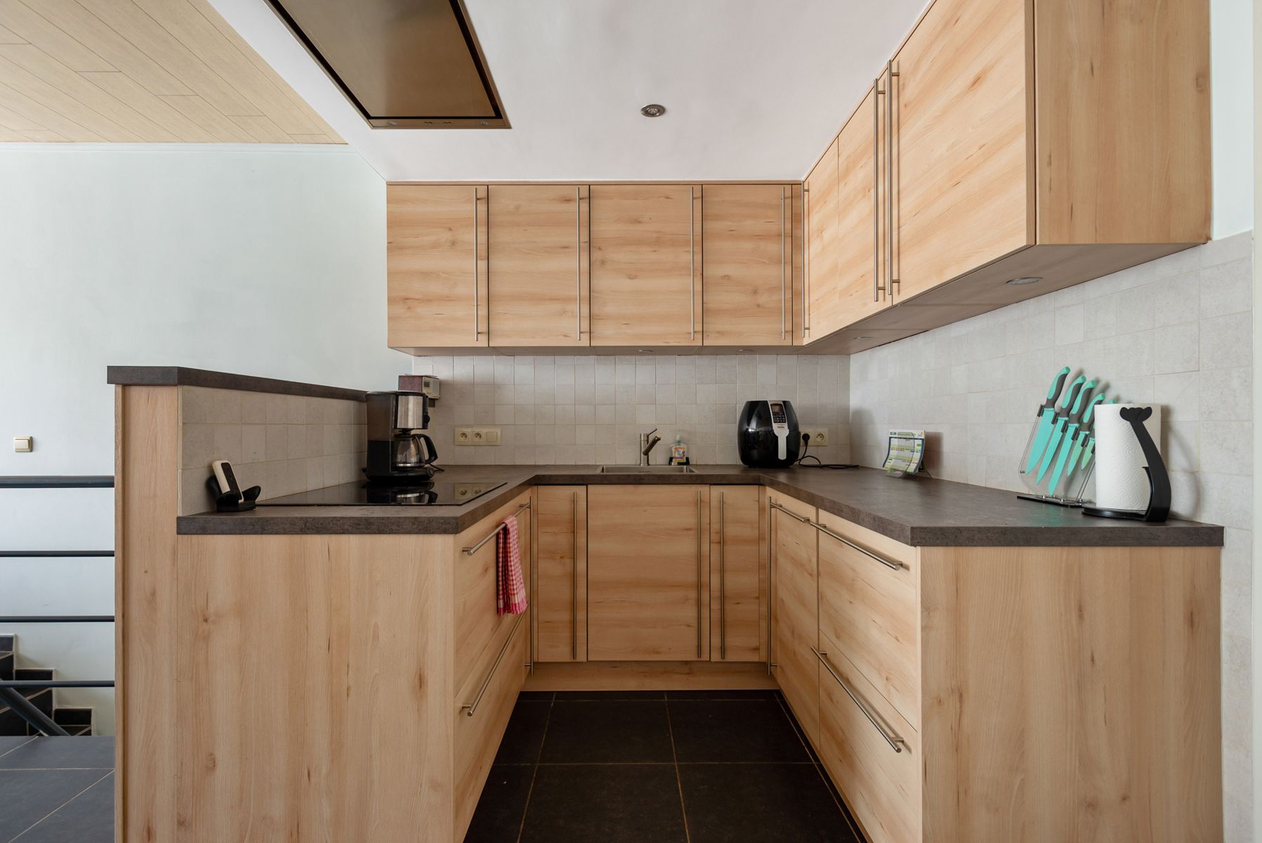 Gelijkvloers appartement met tuin en veelzijdige extra ruimte te Boom foto 2