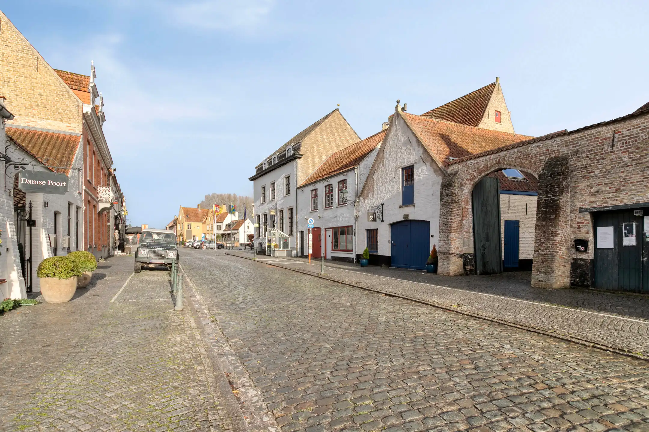 Karaktervol handelspand met appartement in centrum Damme foto 15