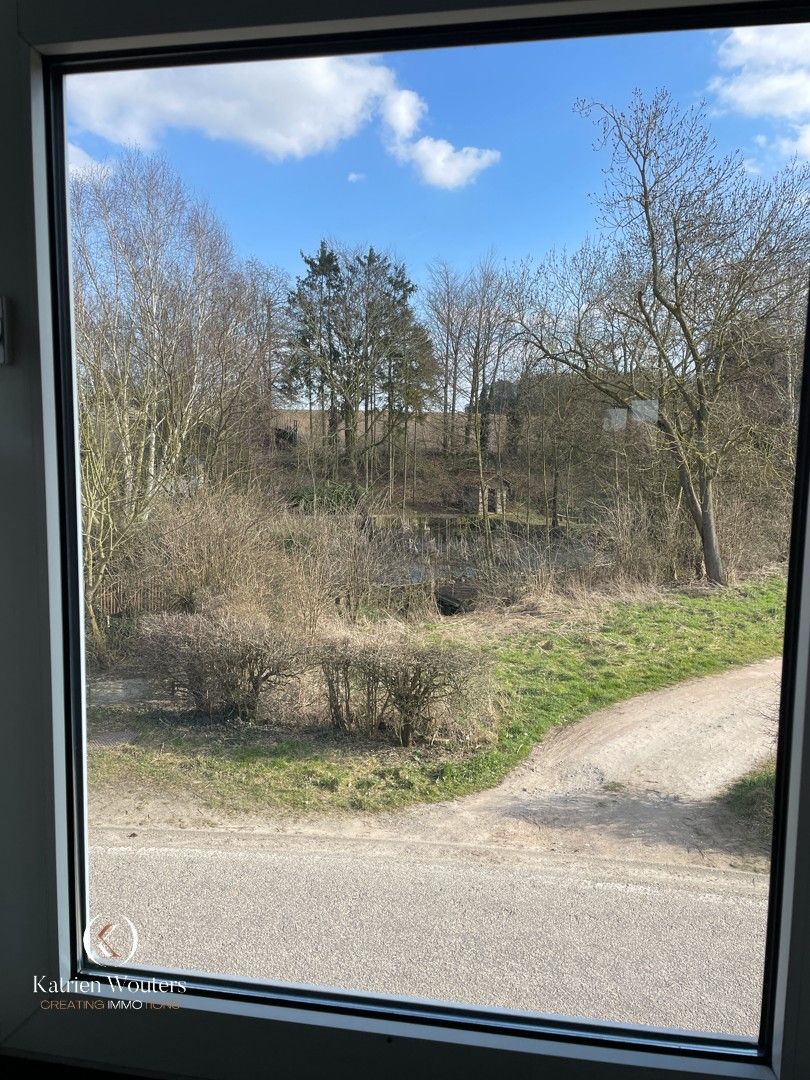 Renovatiewoning met veel potentieel foto 14