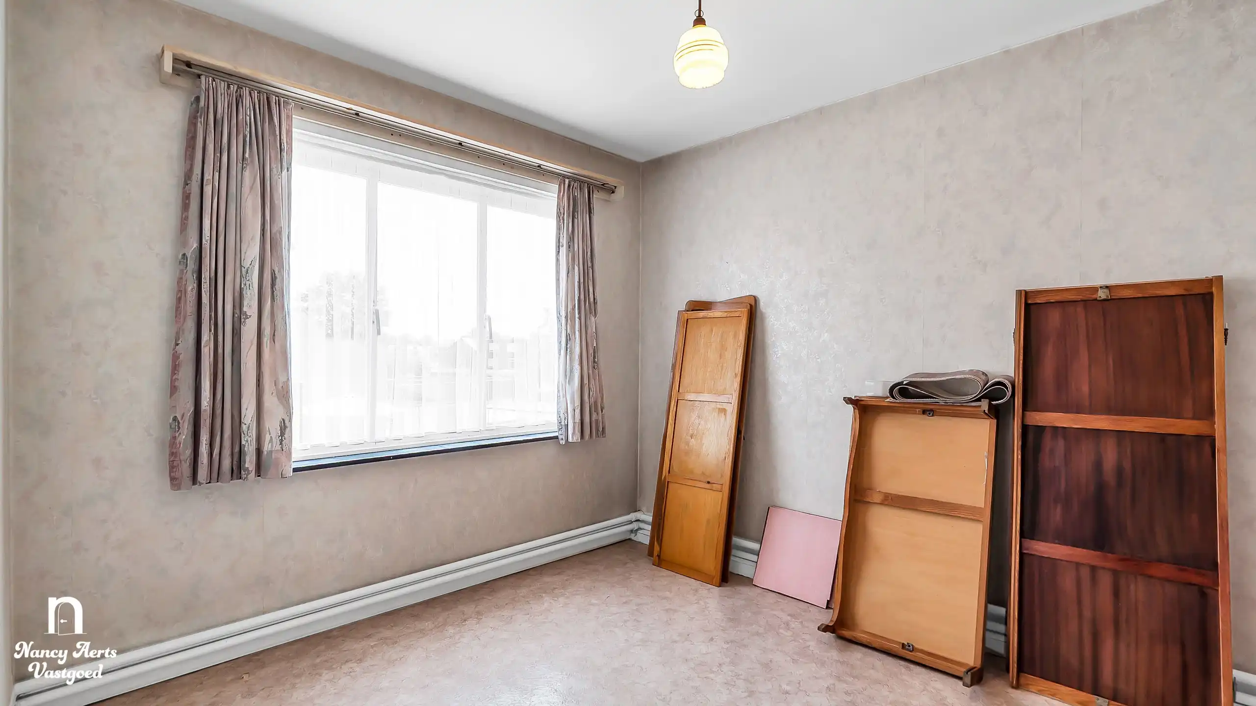 Woning op 1.287 m² met zuidtuin en renovatiepotentieel foto 18
