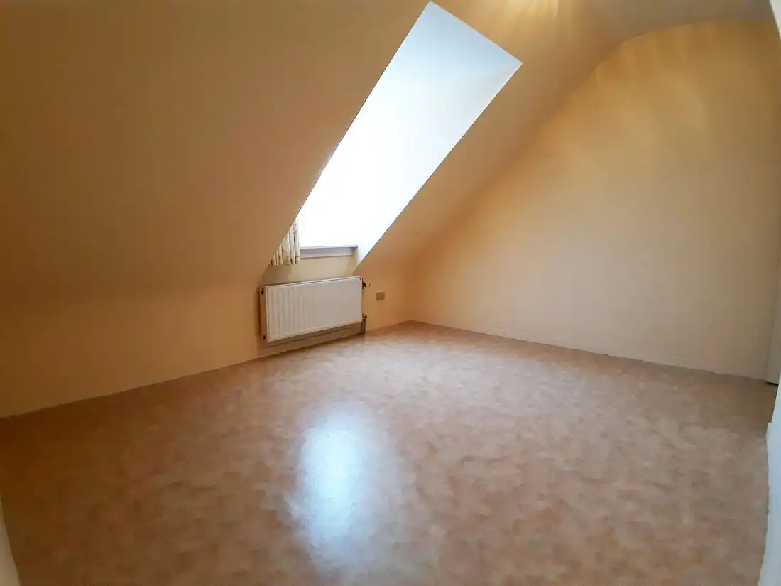 Ruim appartement op de 2de verdieping te Achel foto 20