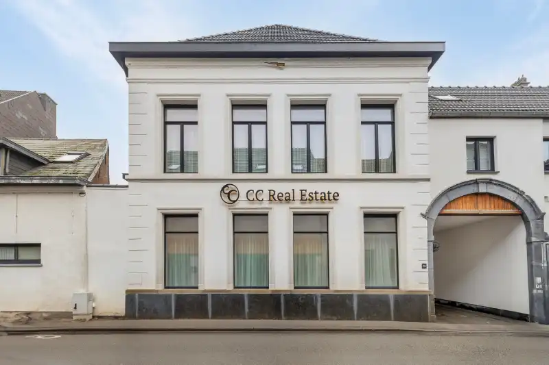 Exclusief luxe pand te koop in het hart van Lebbeke! foto 16