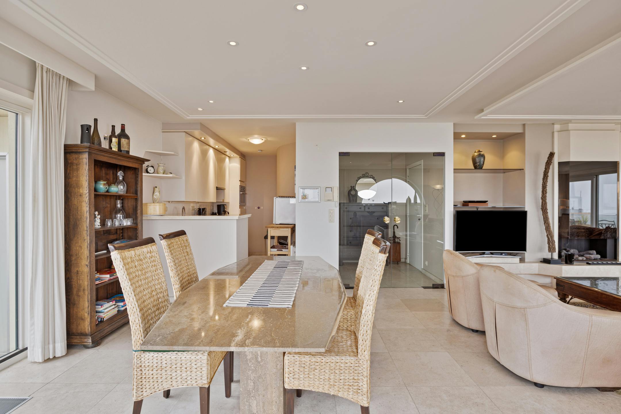 Twee penthouses met ruime terrassen en garage in De Panne foto 10