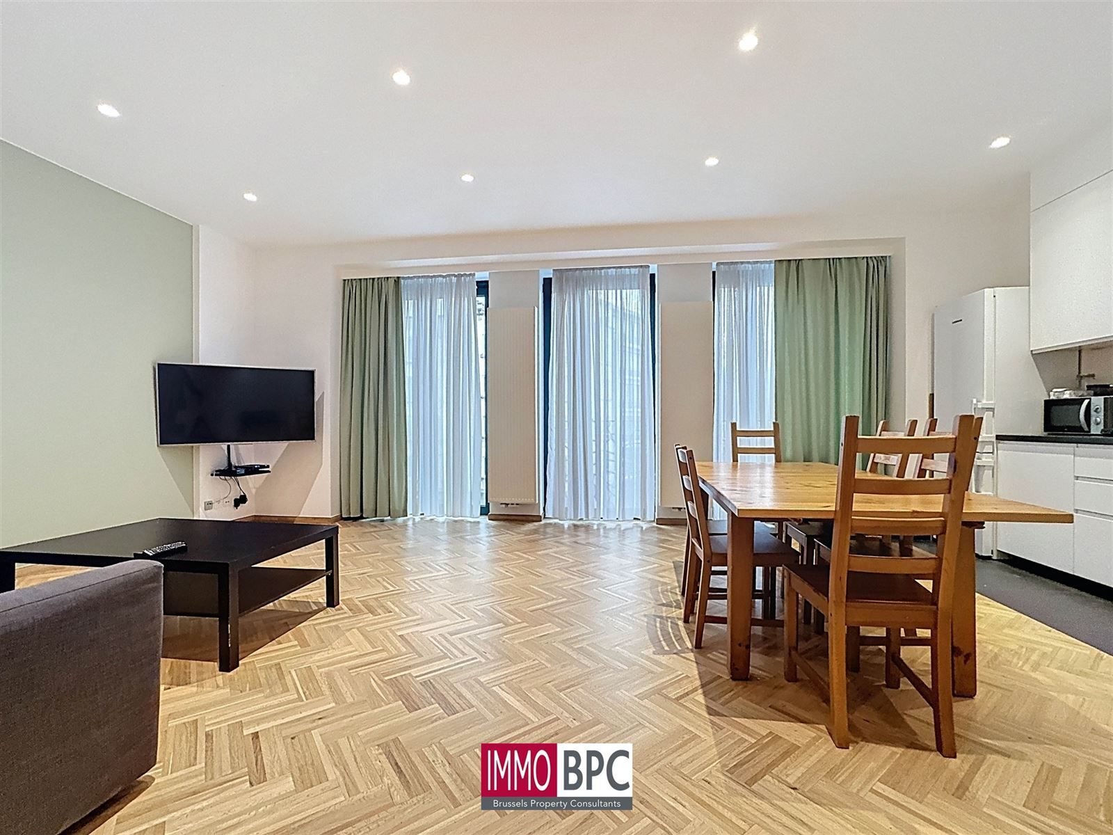 UITZONDERLIJKE MODERNE OPBRENGSTEIGENDOM IN GANSHOREN – 595 m² WOONOPPERVLAKTE foto 18