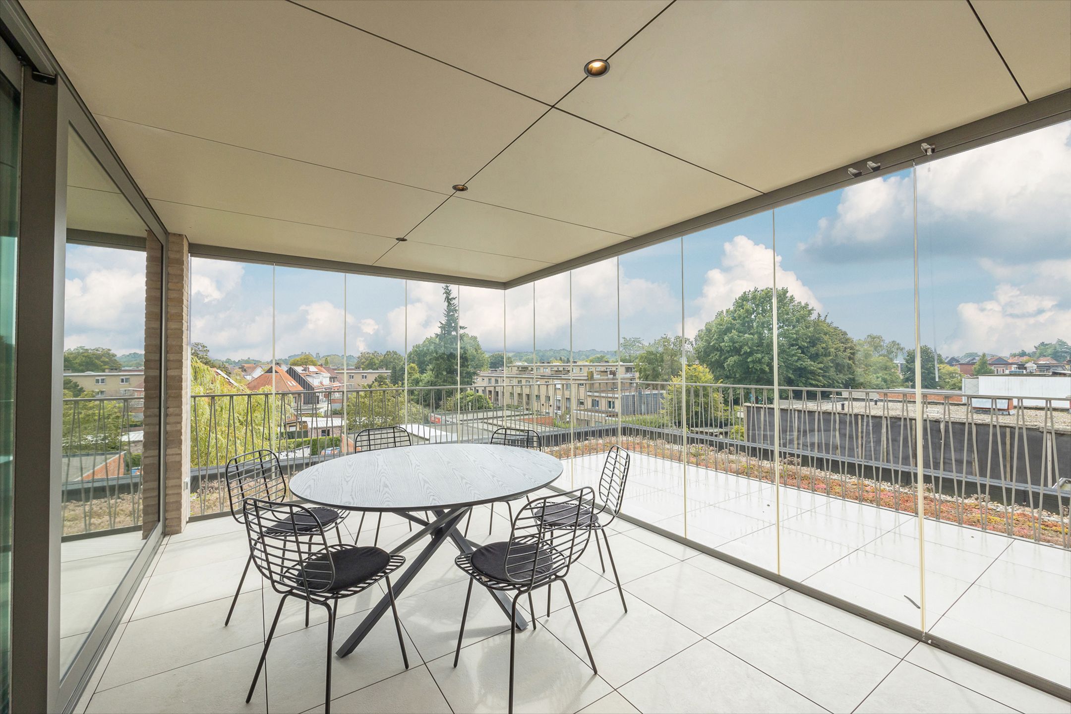 Penthouse met 3 slpk - 2badk en een geweldig terras van 90m2 foto 10