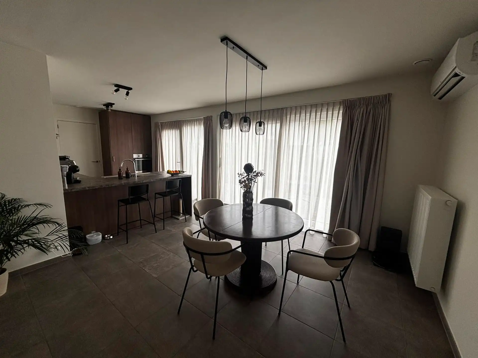 WETTEREN - Nieuwbouw gelijkvloers appartement foto 4