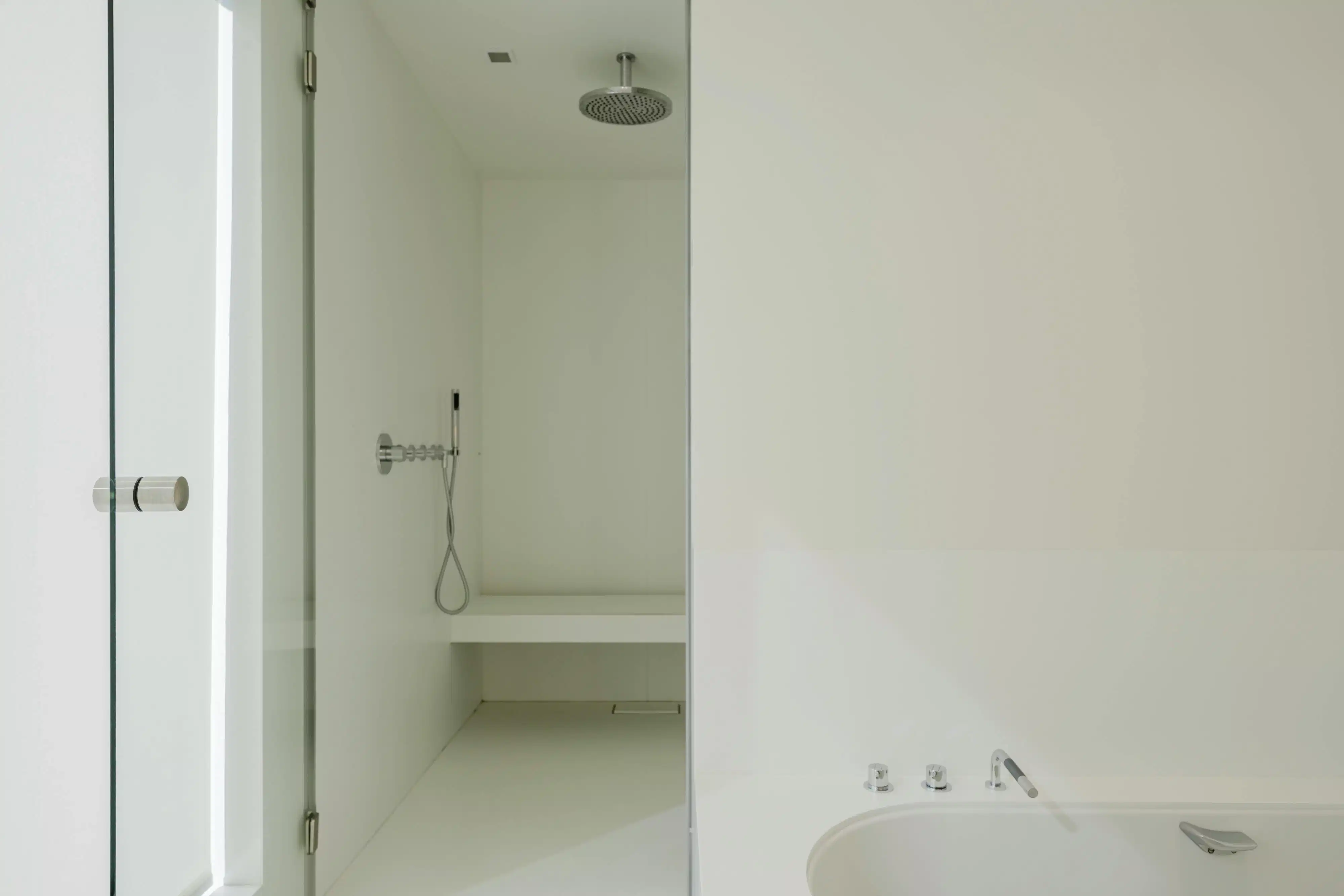 Exclusieve villa met zwembad en paardenstallen in Heule! foto 24