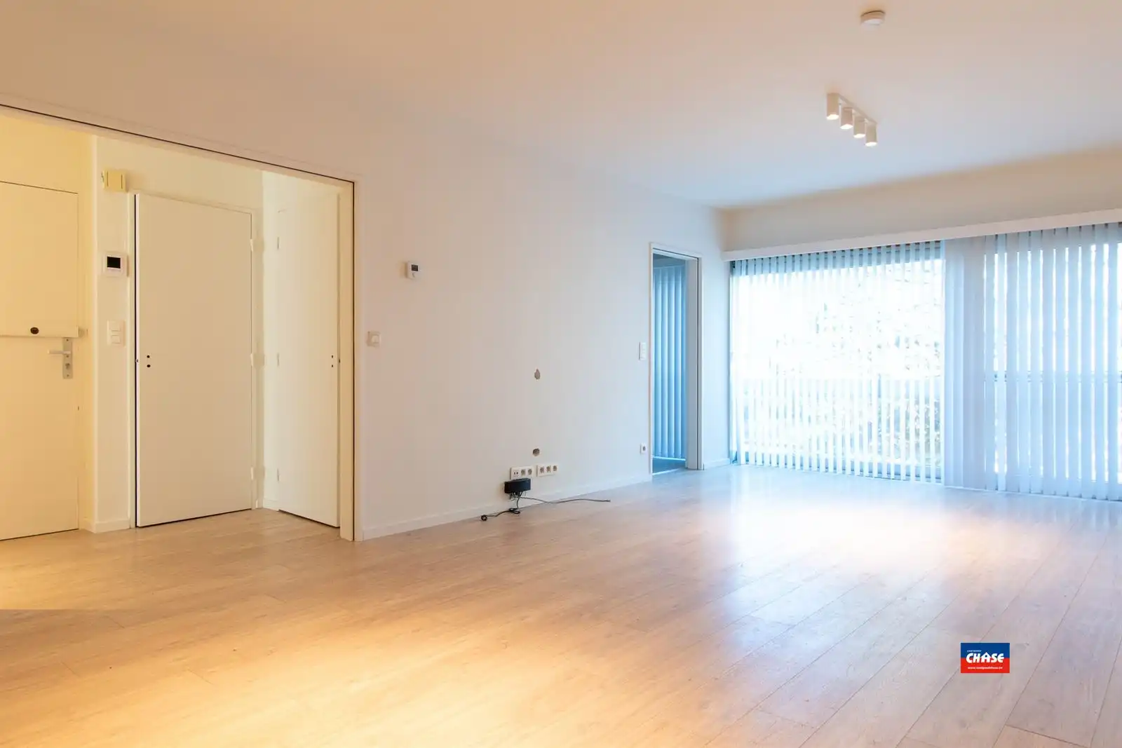 Modern, ruim appartement te Hoboken foto 2