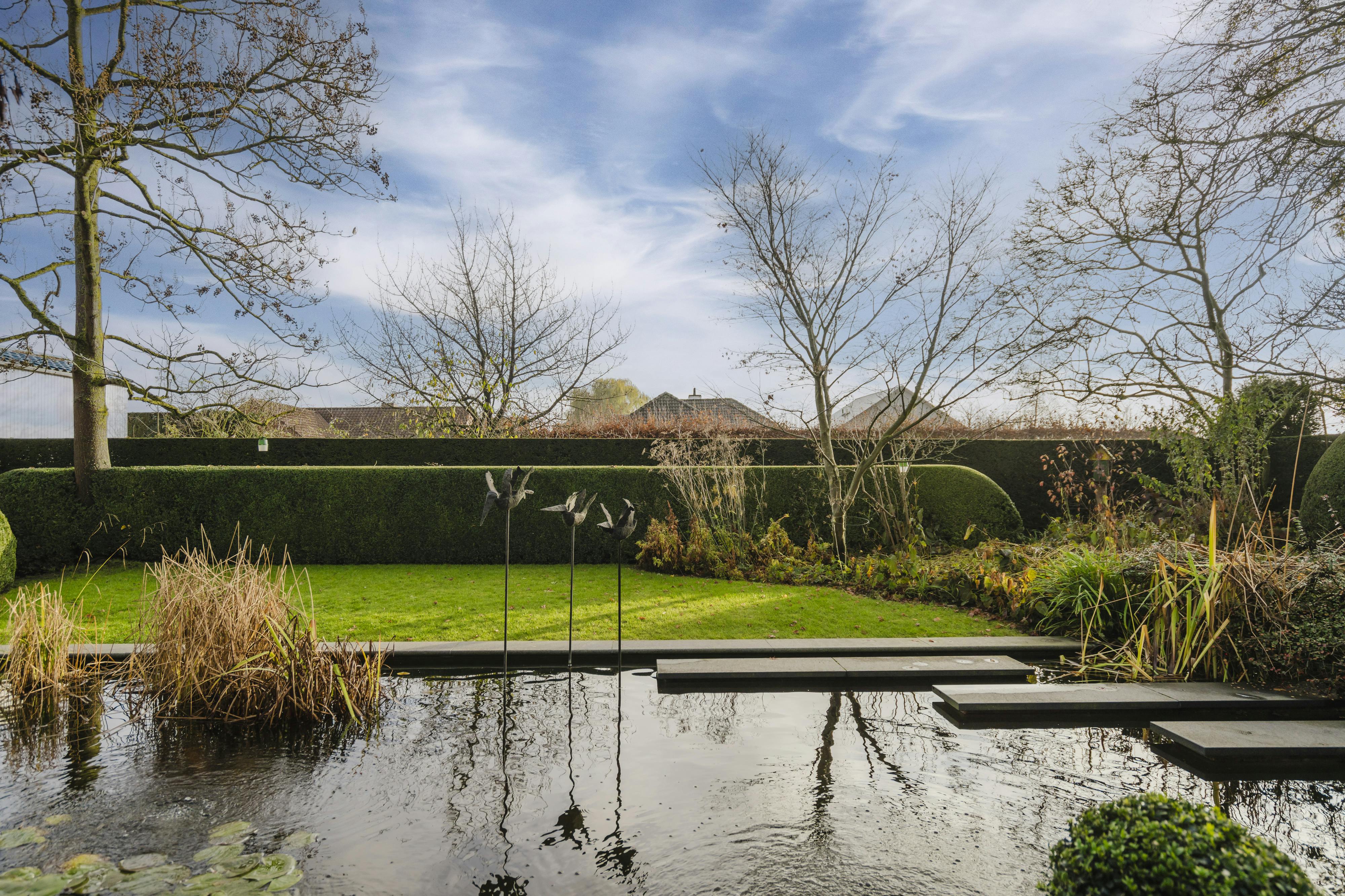 Karaktervolle, architecturale villa te koop in Wevelgem! foto 21