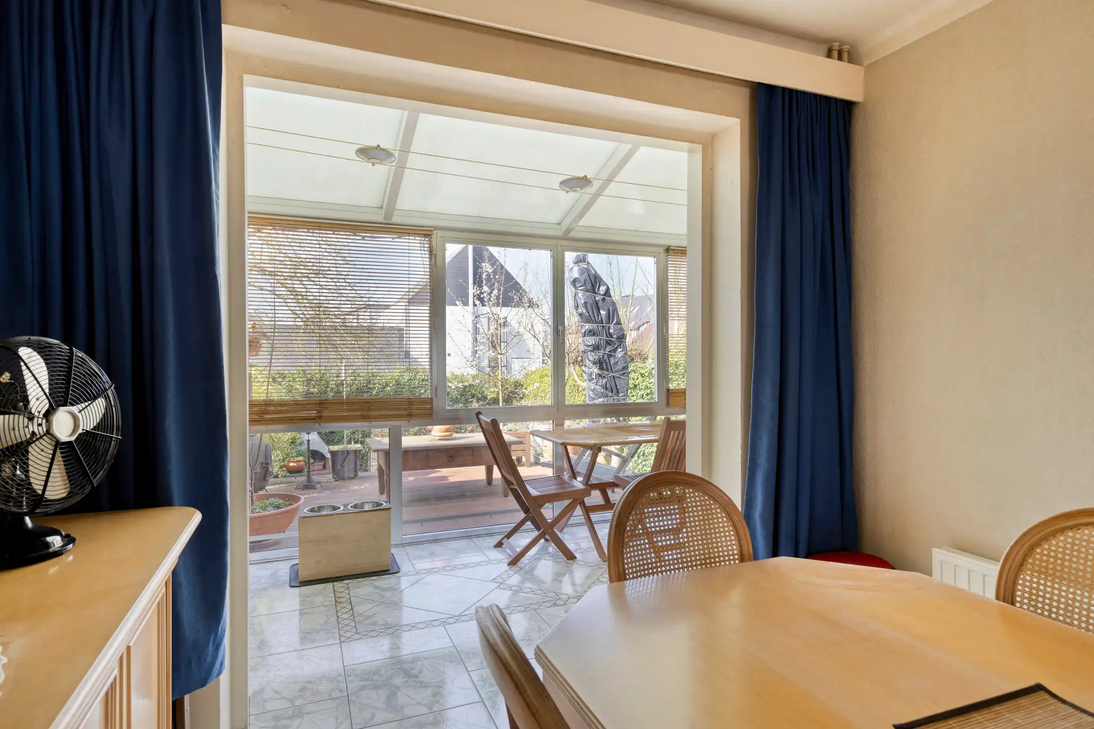 Bel-etage met tuin 2 (3) slpk), garage en veel lichtinval foto 15