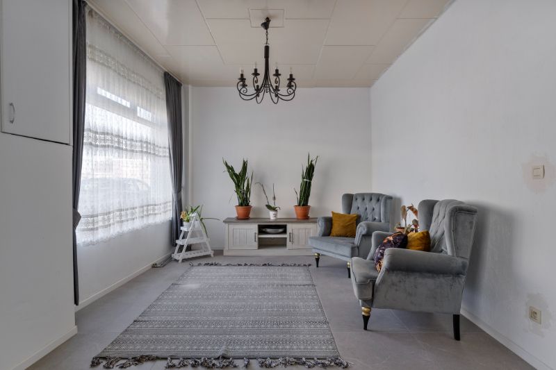 RUIME, LICHTRIJKE ALLEENSTAANDE WONING MET VEEL POTENTIEEL foto 8