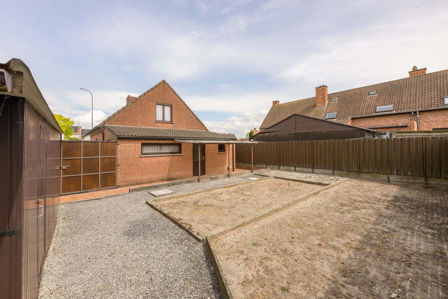 Halfopen woning te Meulebeke. foto 17