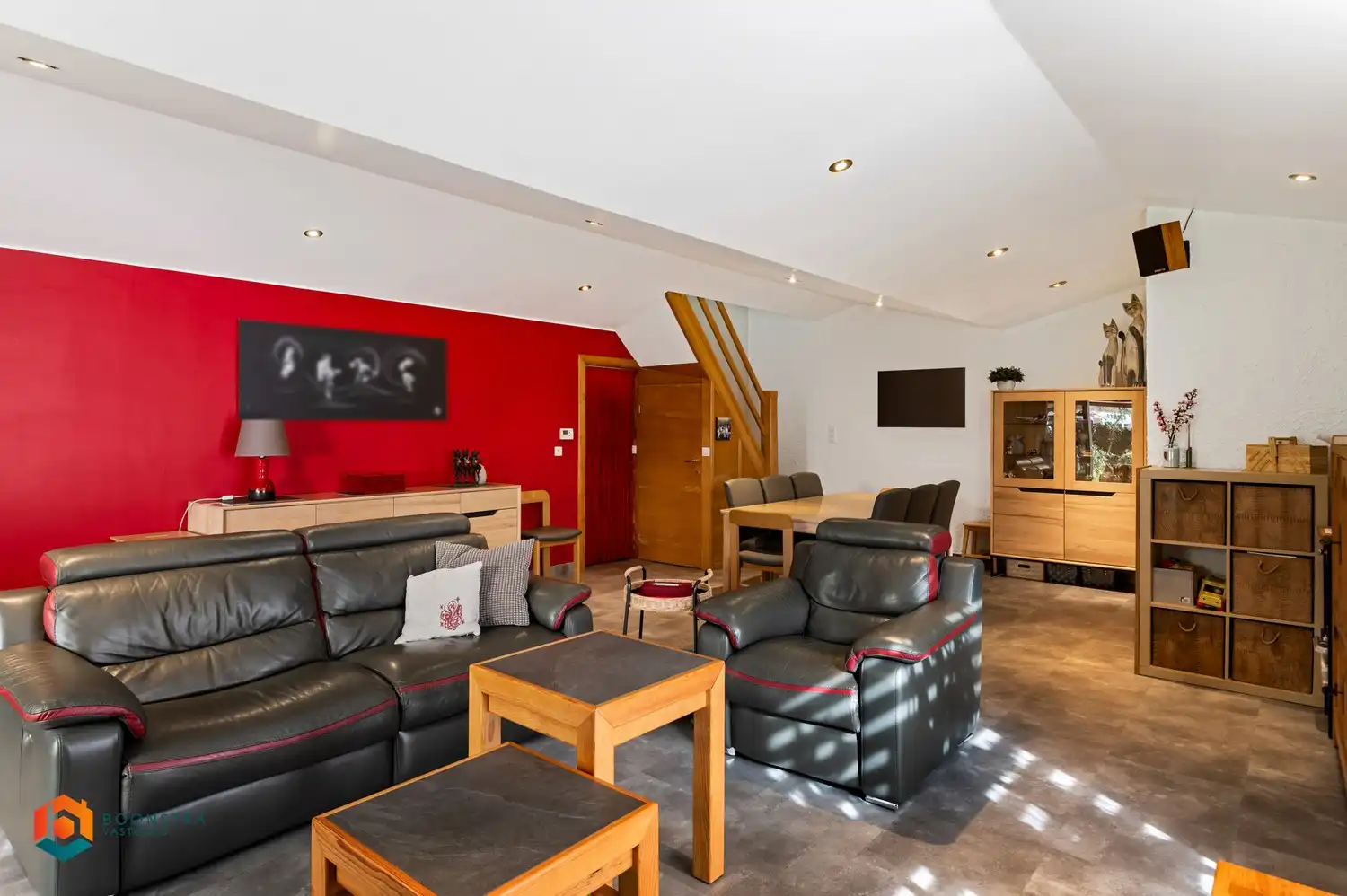 Ruime woning met 5 slpkrs te Blaasveld foto 6