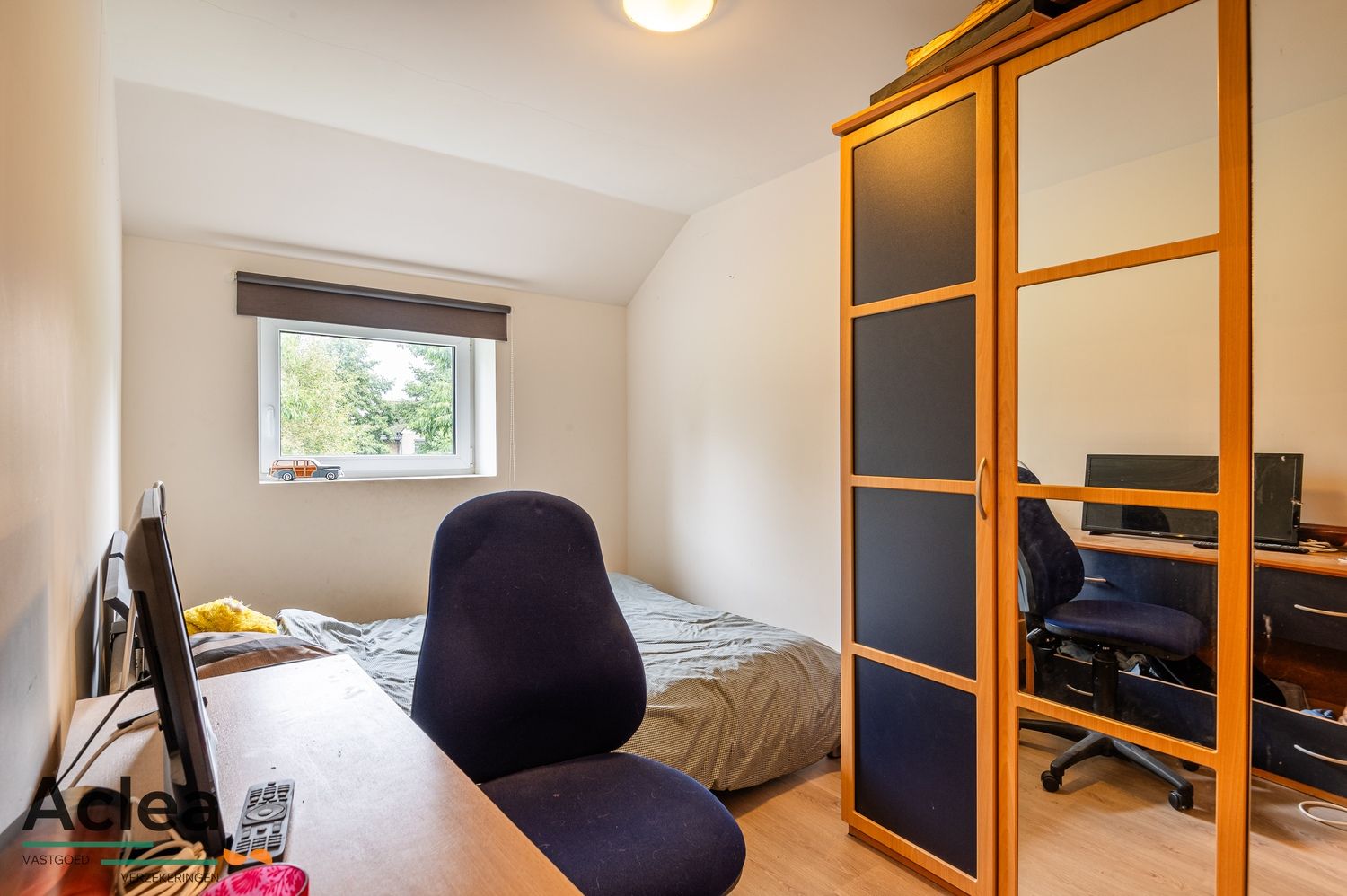 Recente woning in een rustige wijk met 3 slpks! foto 17