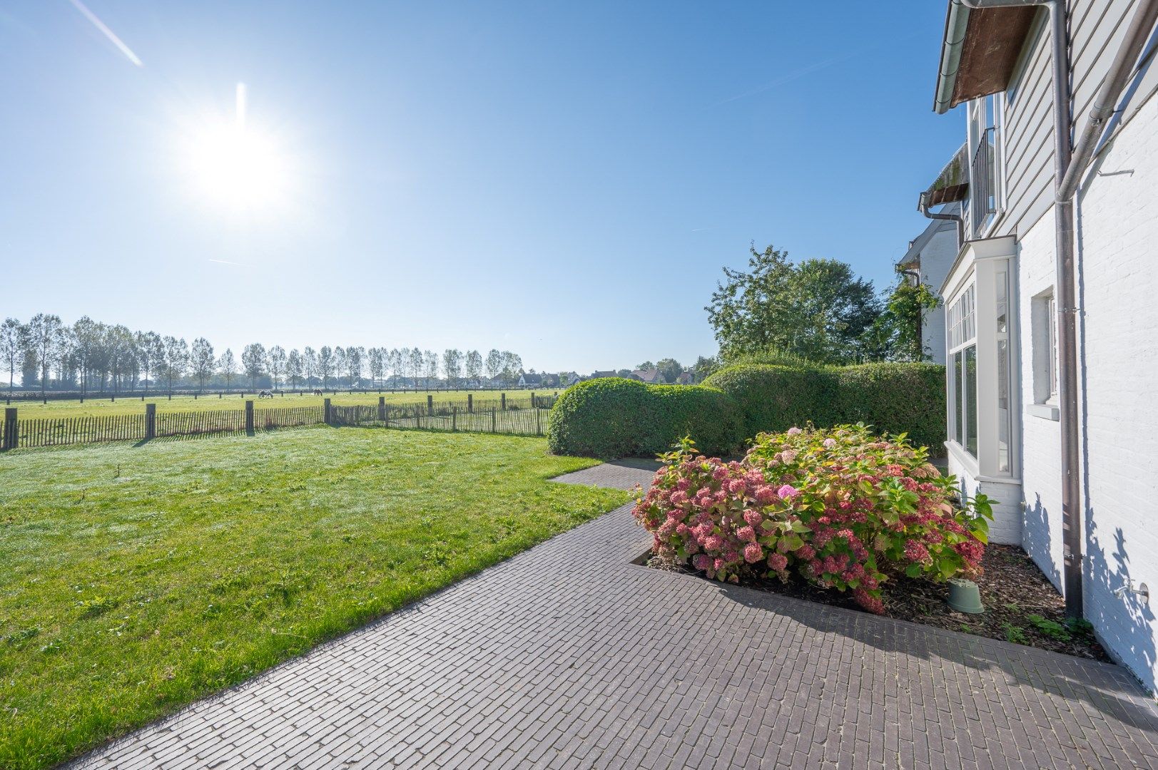 Exclusieve alleenstaande villa met panoramisch zicht over de Polders foto 28