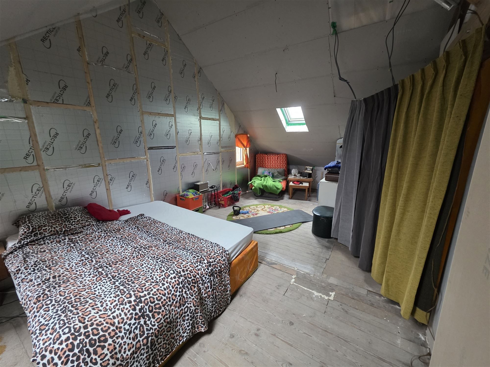 Gedeeltelijk vernieuwde boerderij op 903 m² foto 21