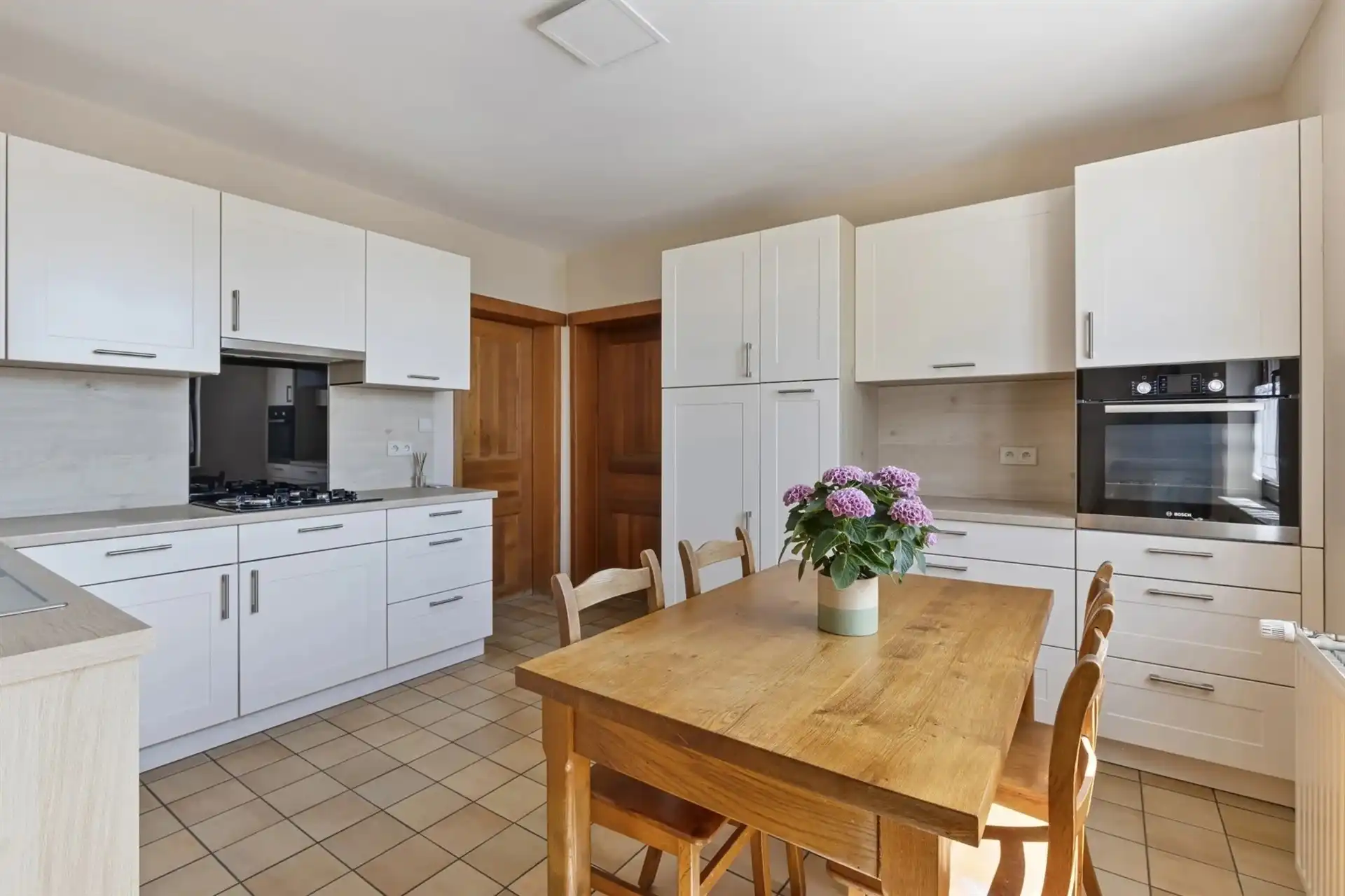 Zeer ruime woning geschikt als kangoeroe woning foto 8