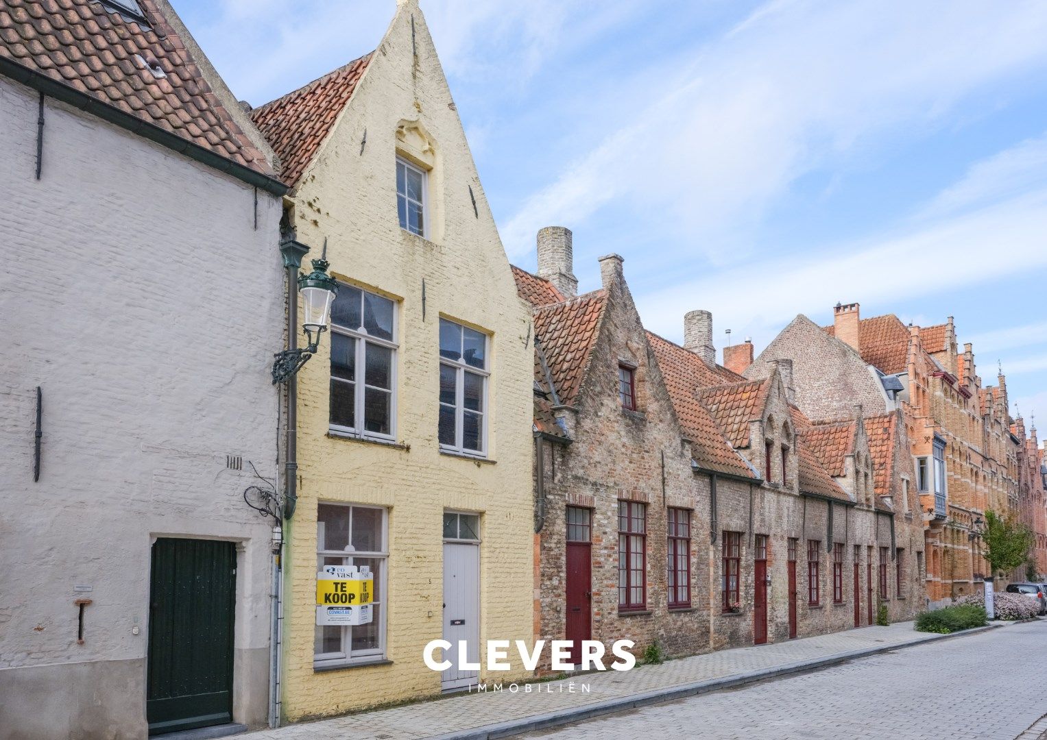 Centraal gelegen stadswoning met 3 slaapkamers en stadstuin foto 2