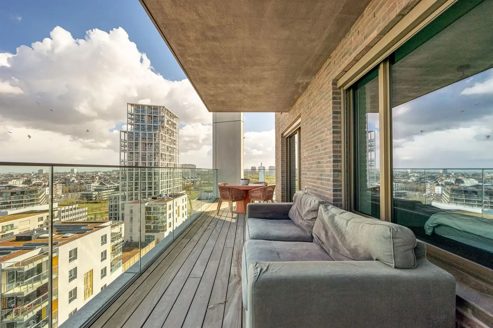 Wonen met prachtige panorama's en XXL-terrassen foto 29