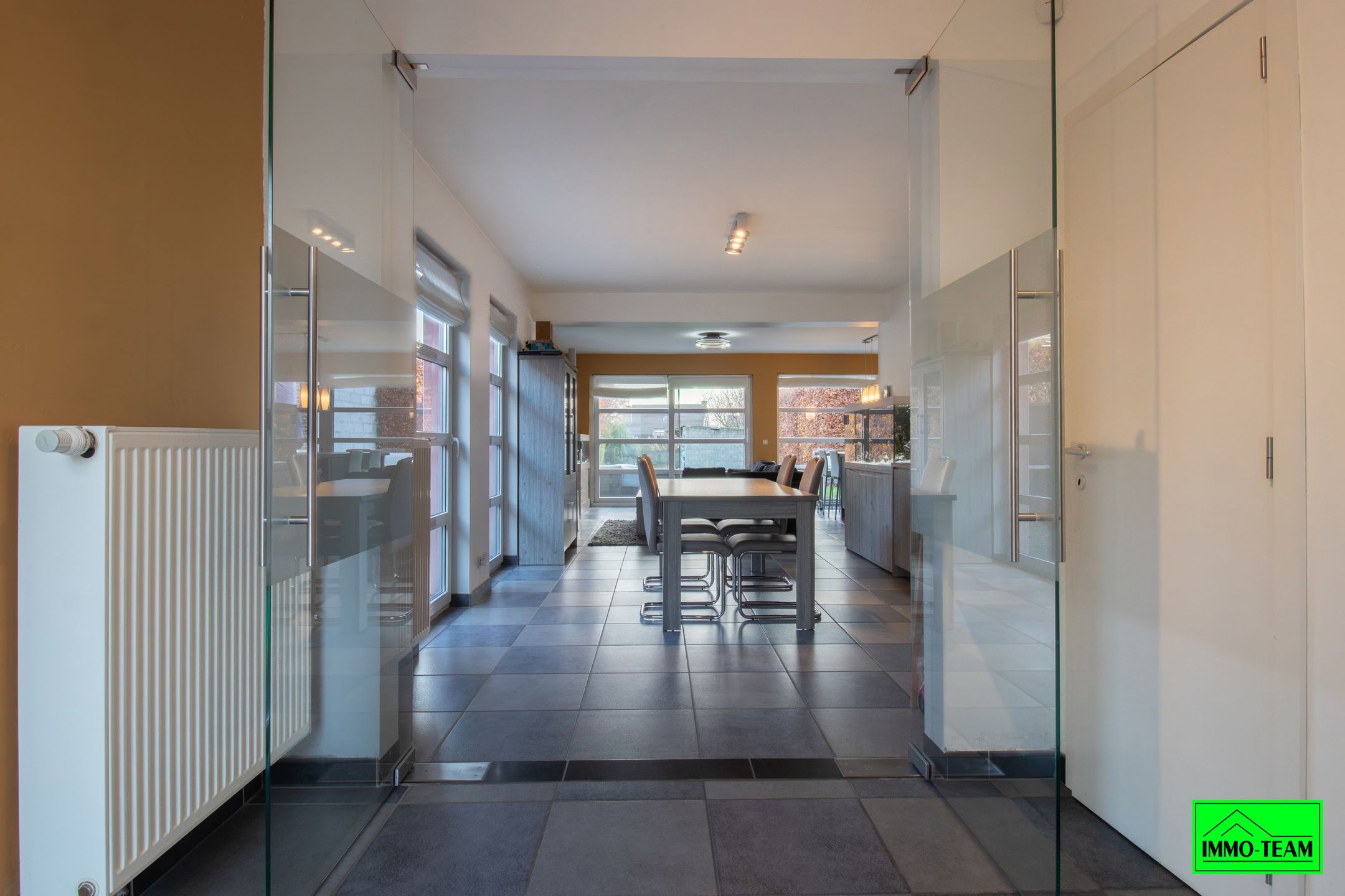 Halfopen gezinswoning met 3 ruime slaapkamers, EPC B foto 4