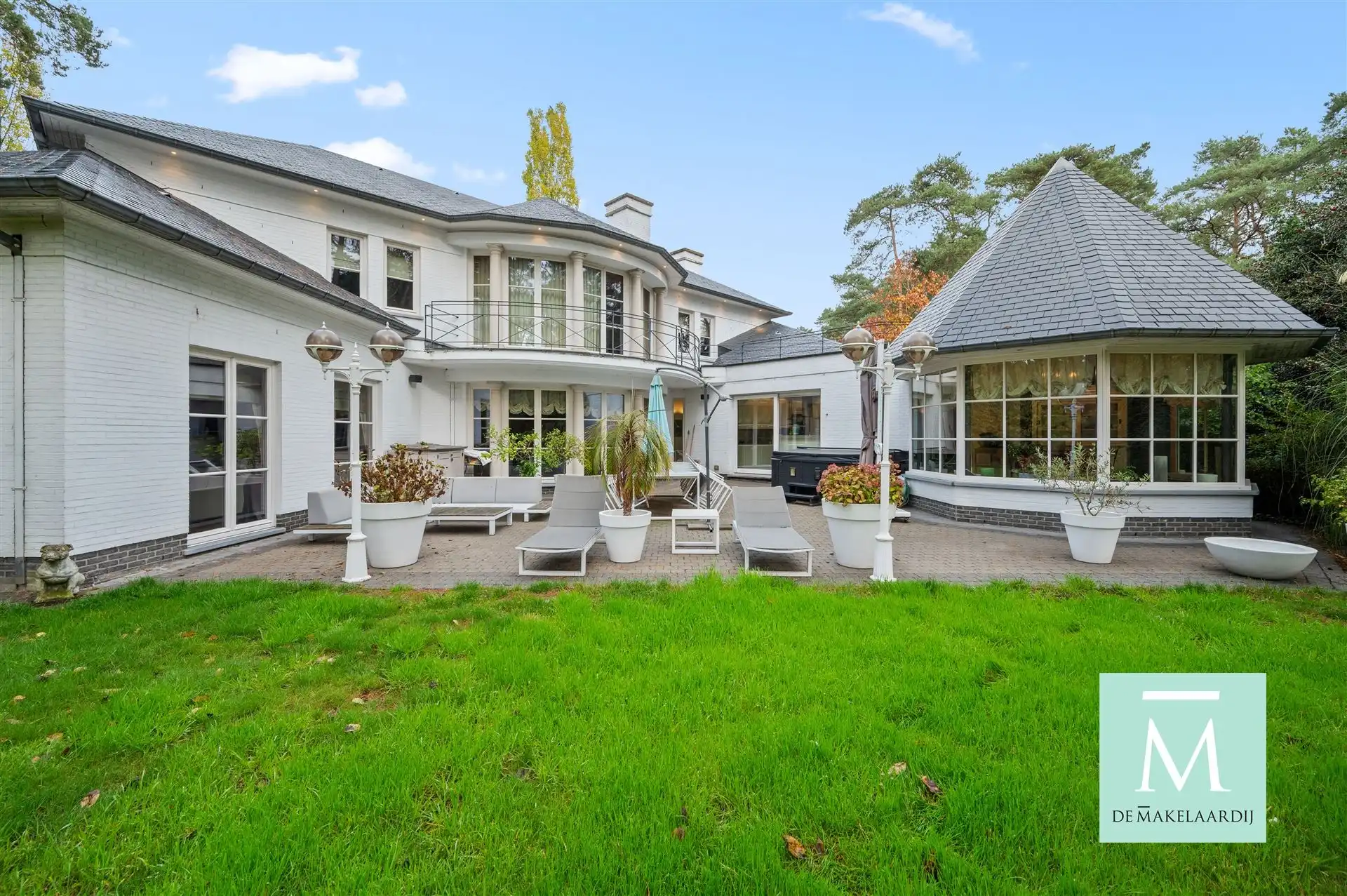 Stijlvolle villa met prachtige tuin, gelegen in het groen foto 40
