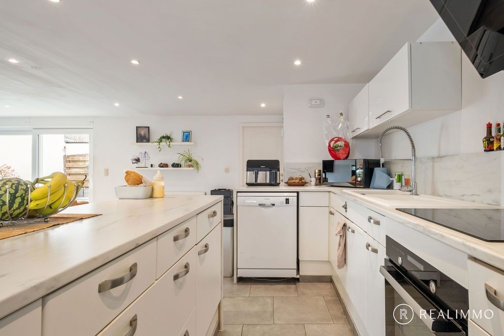 Rustig gelegen, instapklare woning van 2018 foto 3