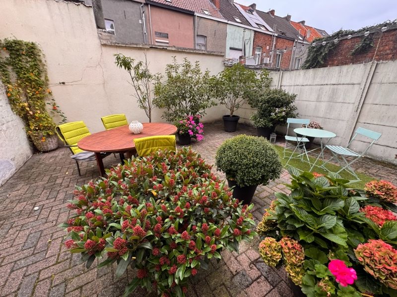 --- NIEUW --- Volwaardige gezinswoning met garage en tuin in Gent! foto 4