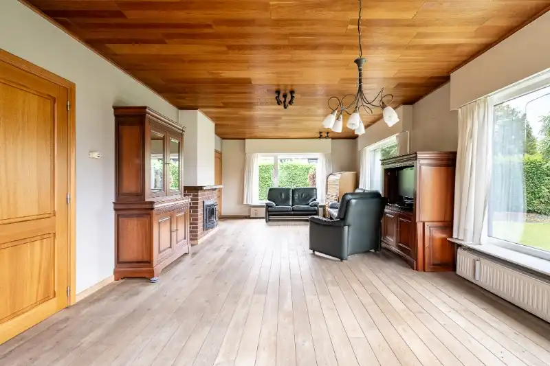 Open bebouwing op mooi perceel in rustige wijk. foto 5