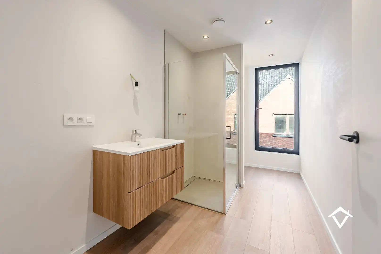 Prachtige, alleenstaande woning met 3 slaapkamers en tuin op een rustige ligging te Gits foto 20