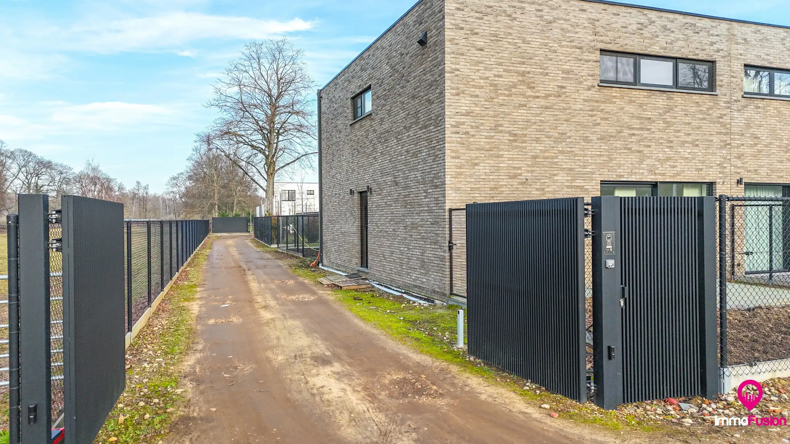 Moderne halfopen bebouwing met 3 slpks, airco en tuintje! foto 34