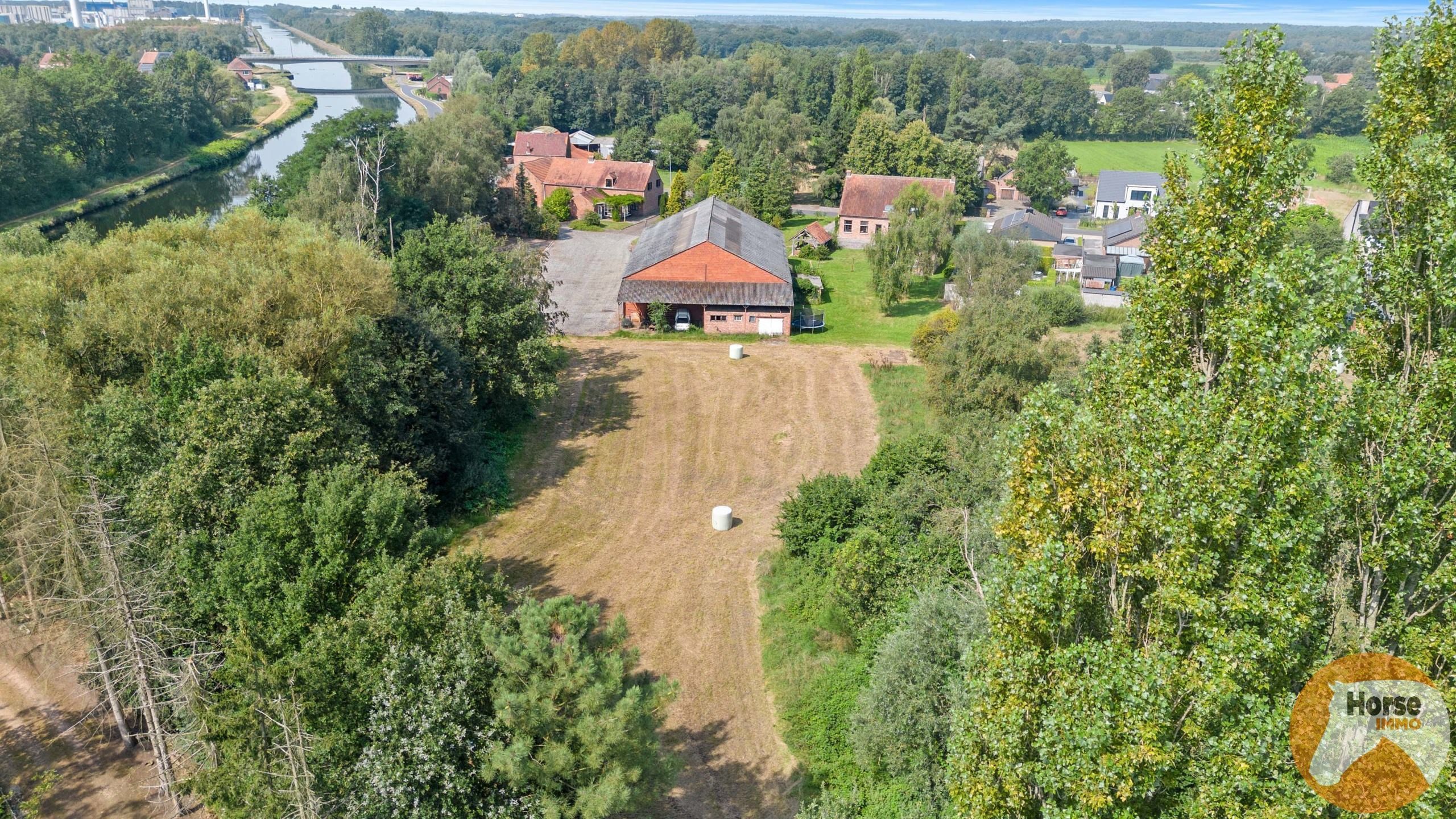 GEEL - Rustig gelegen woning met loods en weide op 1,37Ha foto 5