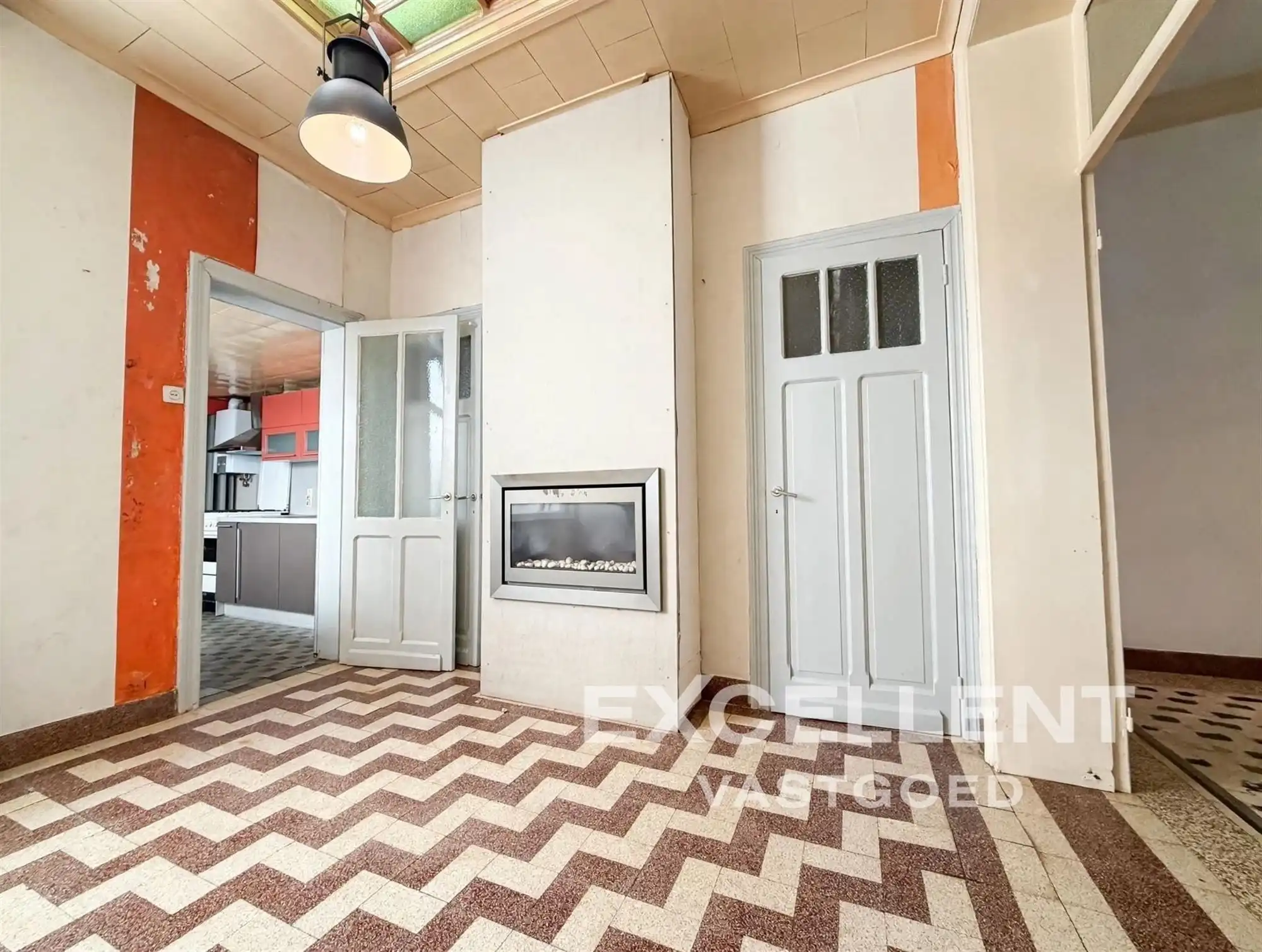 Te renoveren woning met stadstuin en tal van mogelijkheden in Menen foto 6