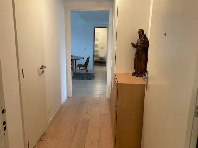 TE HUUR – Prachtig 2-slaapkamerappartement met ruim terras in Oudergem, nabij Brussel foto 25