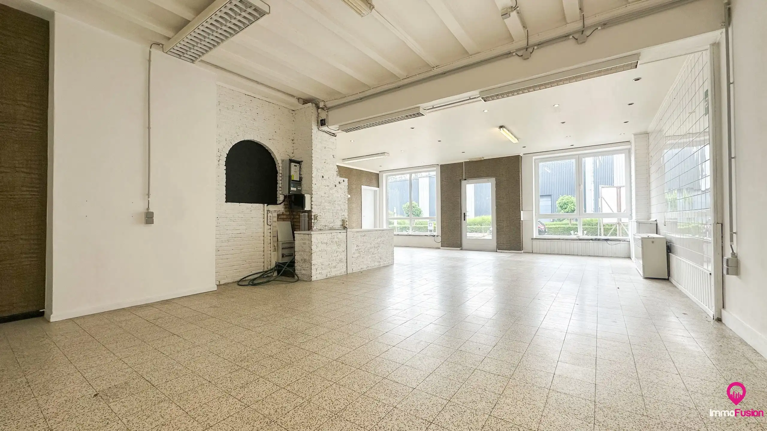 Danszaal 600m² + vergunde woonst in het bruisende Zonhoven! foto 38